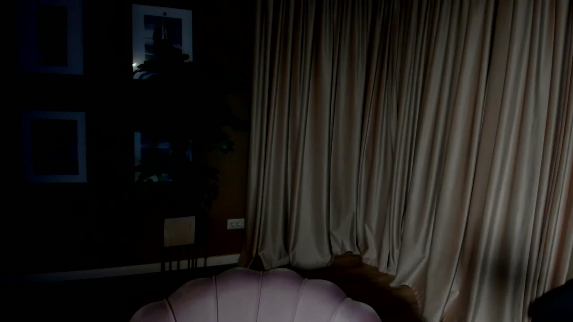 Gallery image thumbnail from SerenDYpity's myfreecams stream on, 04/19/2023, 23:11 image 2 of 20