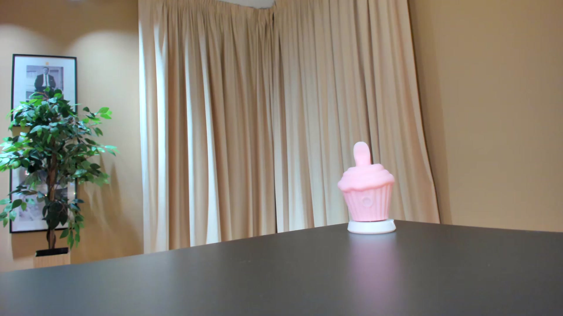 Gallery image thumbnail from SerenDYpity's myfreecams stream on, 05/05/2023, 19:57 image 3 of 20