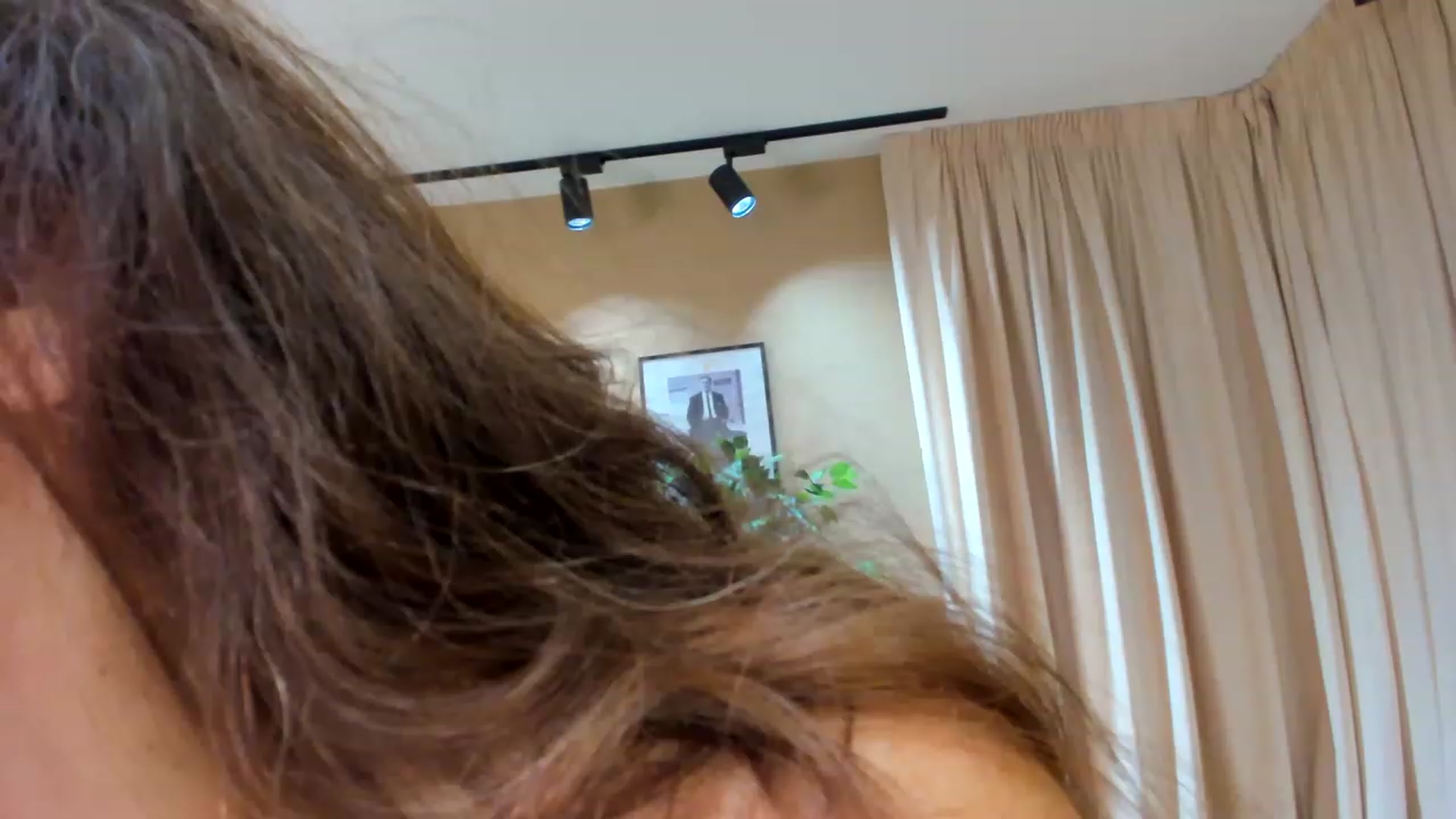 Gallery image thumbnail from SerenDYpity's myfreecams stream on, 05/14/2023, 18:37 image 20 of 20