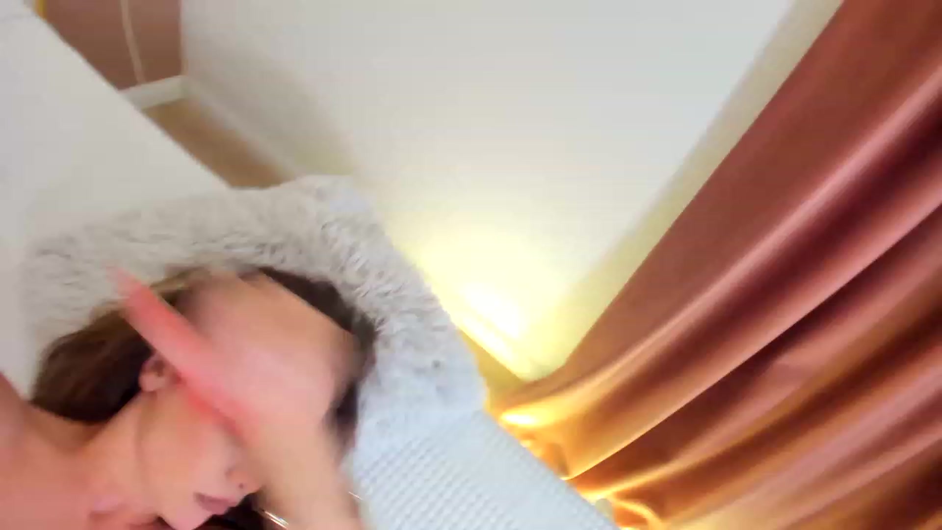 Gallery image thumbnail from SerenDYpity's myfreecams stream on, 06/05/2023, 22:47 image 18 of 20