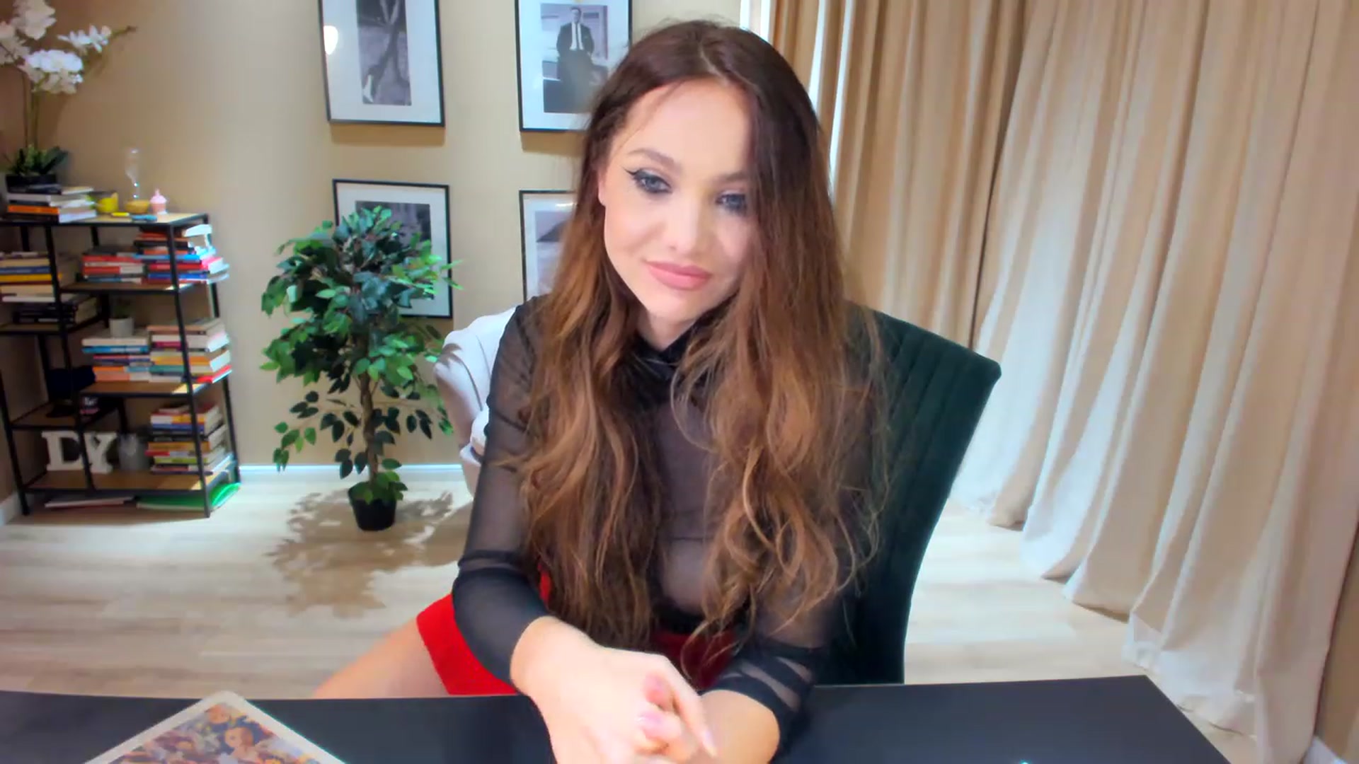 Gallery image thumbnail from SerenDYpity's myfreecams stream on, 06/15/2023, 23:15 image 2 of 20