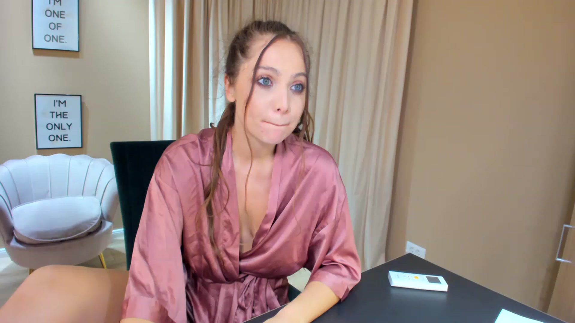 Gallery image thumbnail from SerenDYpity's myfreecams stream on, 07/02/2023, 23:39 image 19 of 20