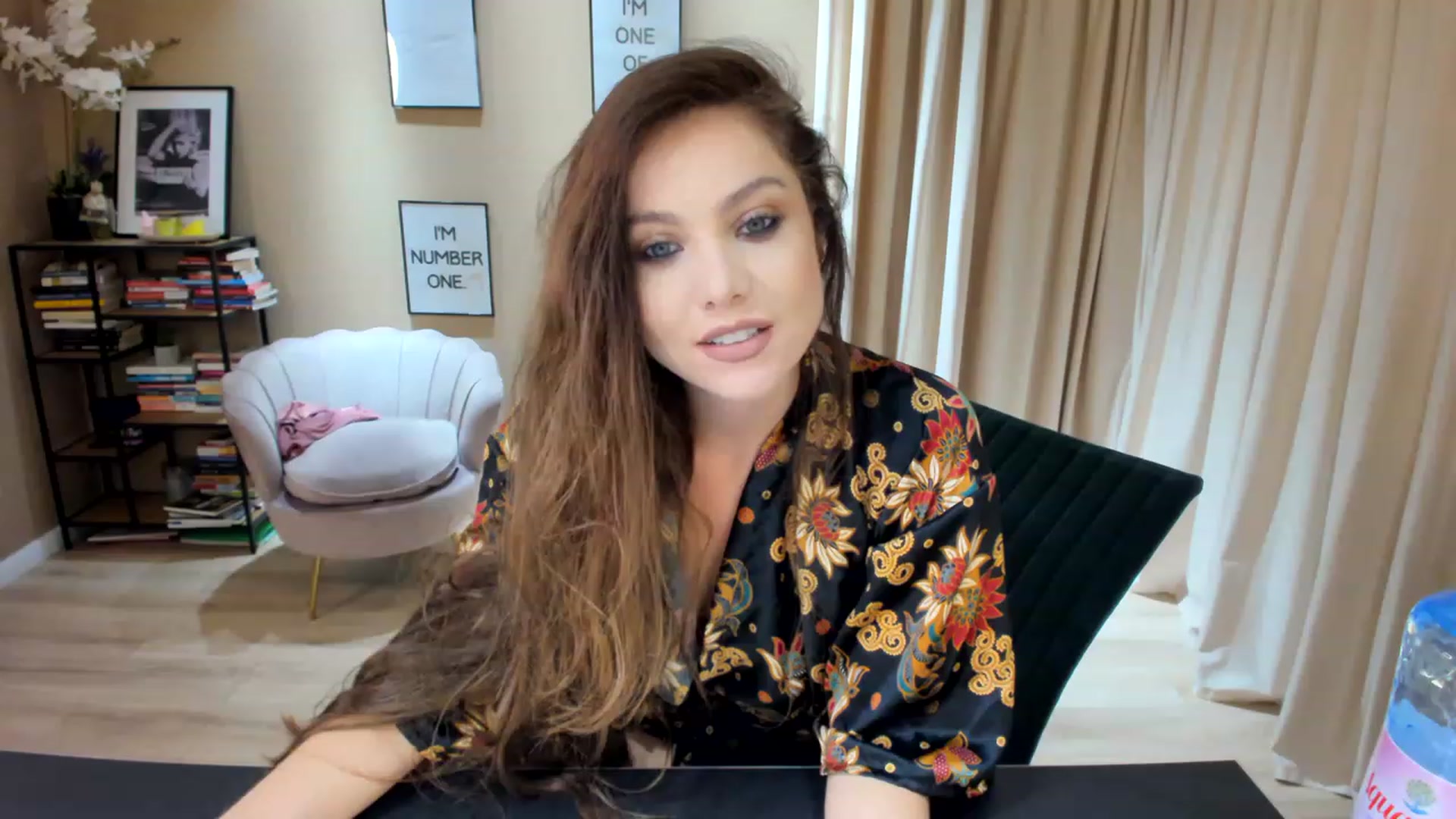 Gallery image thumbnail from SerenDYpity's myfreecams stream on, 07/04/2023, 19:32 image 5 of 20