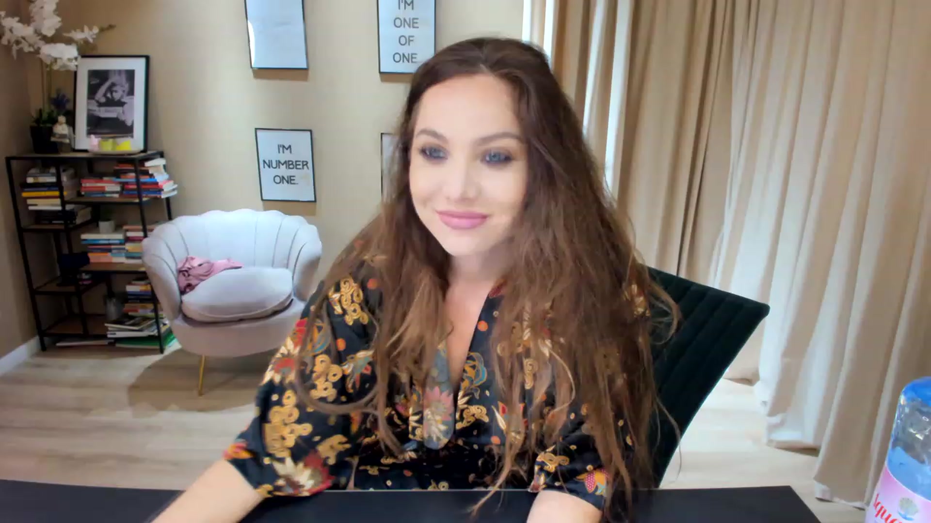 Gallery image thumbnail from SerenDYpity's myfreecams stream on, 07/04/2023, 19:32 image 7 of 20