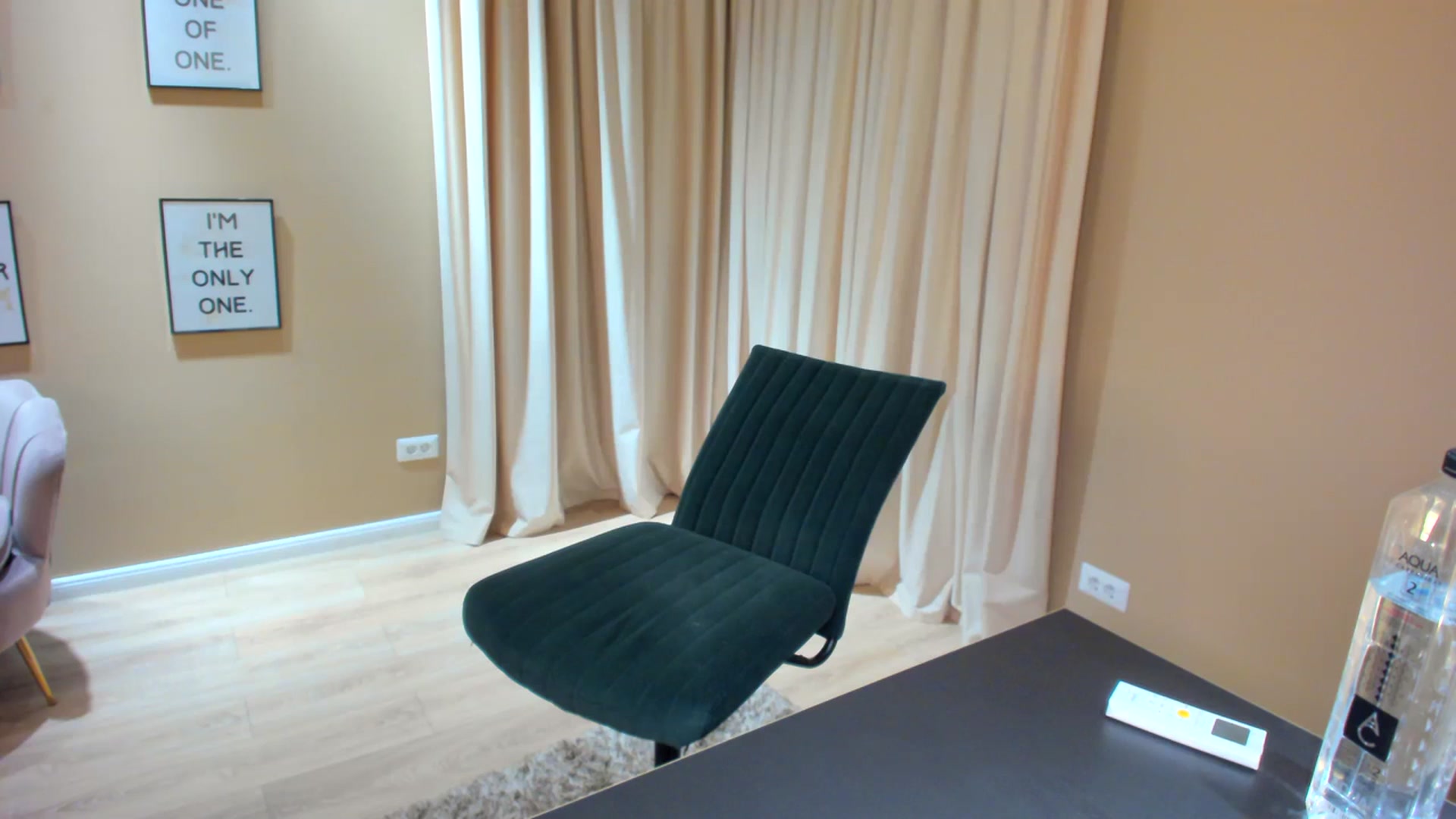 Gallery image thumbnail from SerenDYpity's myfreecams stream on, 07/08/2023, 20:22 image 18 of 20