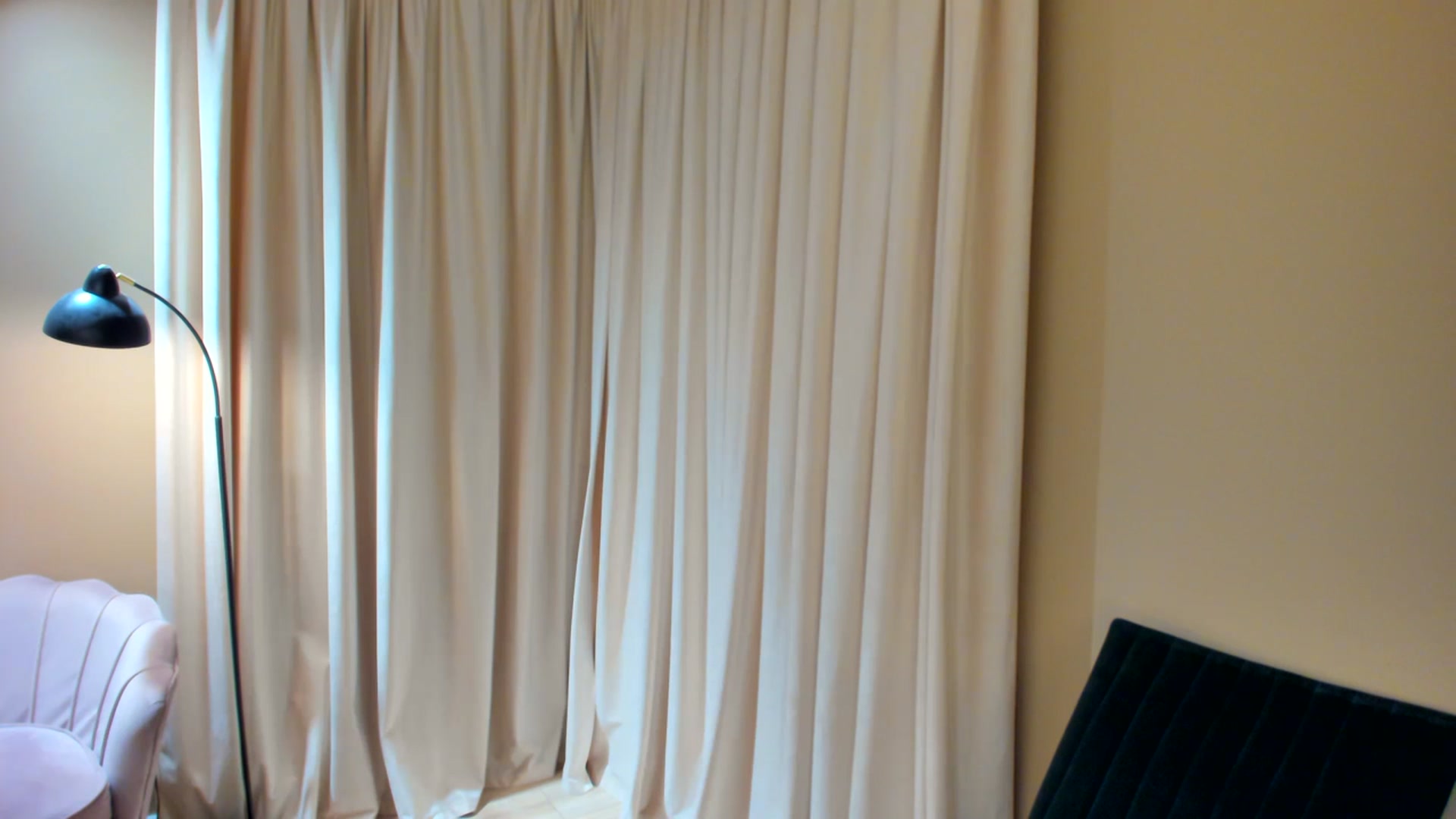Gallery image thumbnail from SerenDYpity's myfreecams stream on, 07/21/2023, 21:09 image 13 of 20