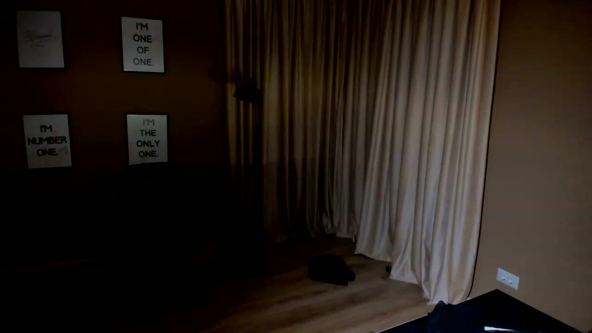 Gallery image thumbnail from SerenDYpity's myfreecams stream on, 07/25/2023, 24:24 image 13 of 20