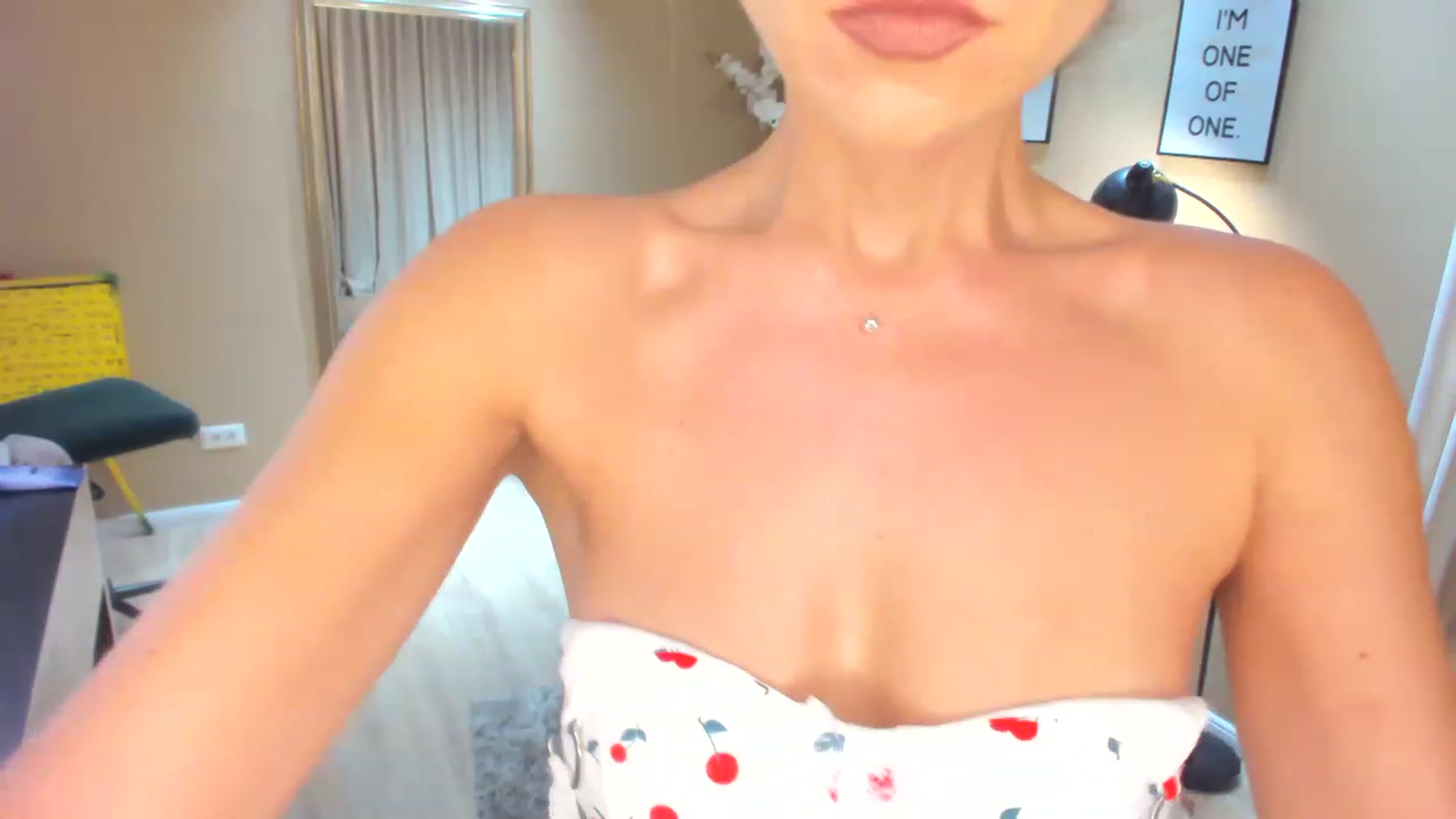 Gallery image thumbnail from SerenDYpity's myfreecams stream on, 08/12/2023, 22:51 image 11 of 20
