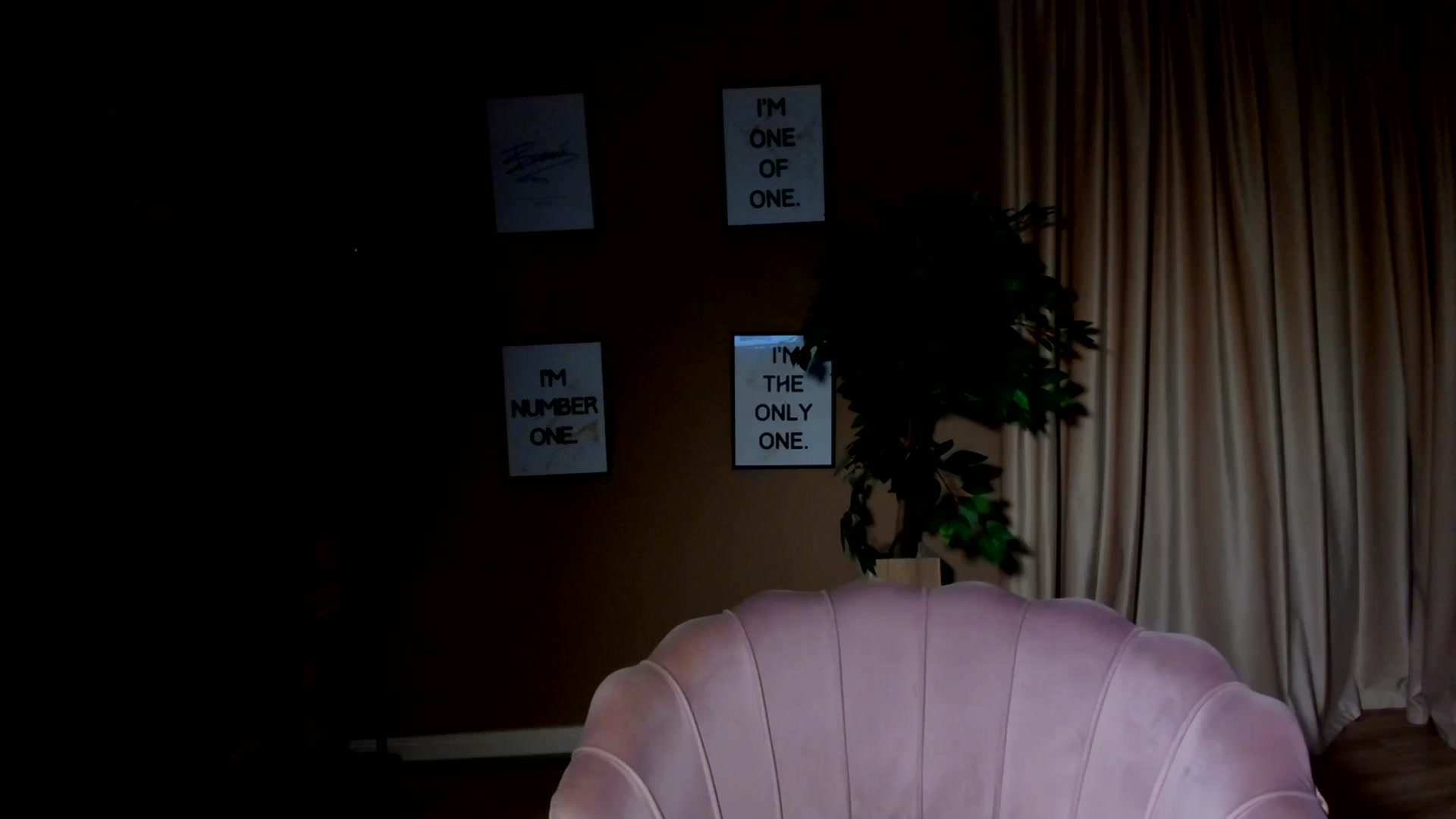 Gallery image thumbnail from SerenDYpity's myfreecams stream on, 10/05/2023, 23:13 image 6 of 20