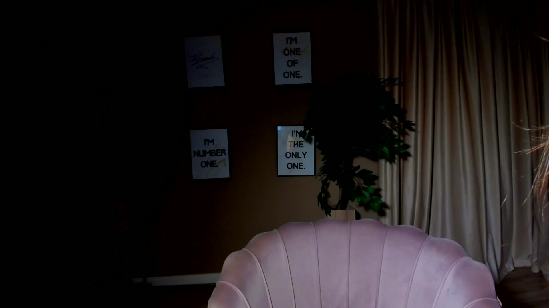 Gallery image thumbnail from SerenDYpity's myfreecams stream on, 10/05/2023, 23:13 image 1 of 20