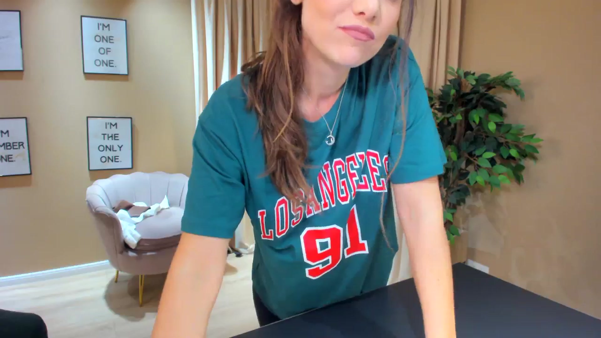 Gallery image thumbnail from SerenDYpity's myfreecams stream on, 10/09/2023, 20:42 image 5 of 20