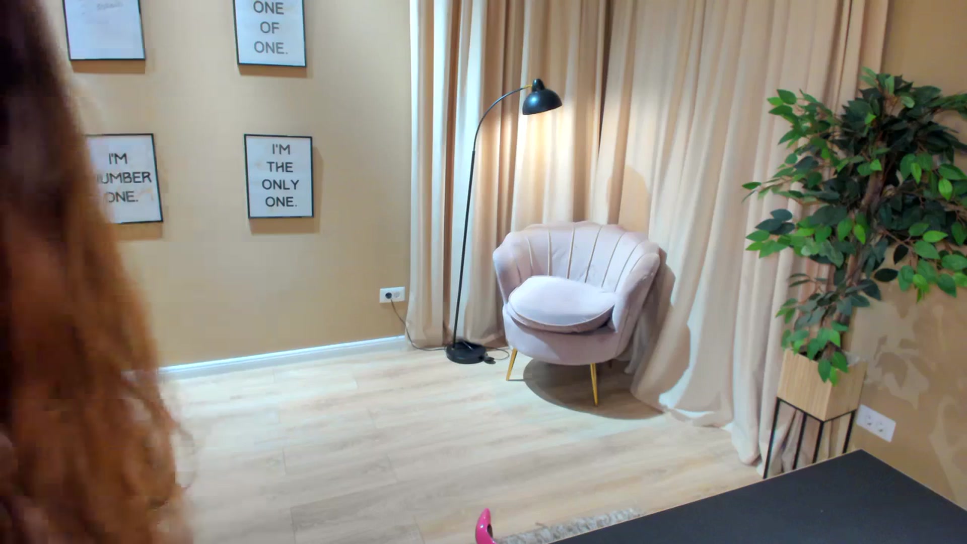 Gallery image thumbnail from SerenDYpity's myfreecams stream on, 10/12/2023, 21:40 image 19 of 20