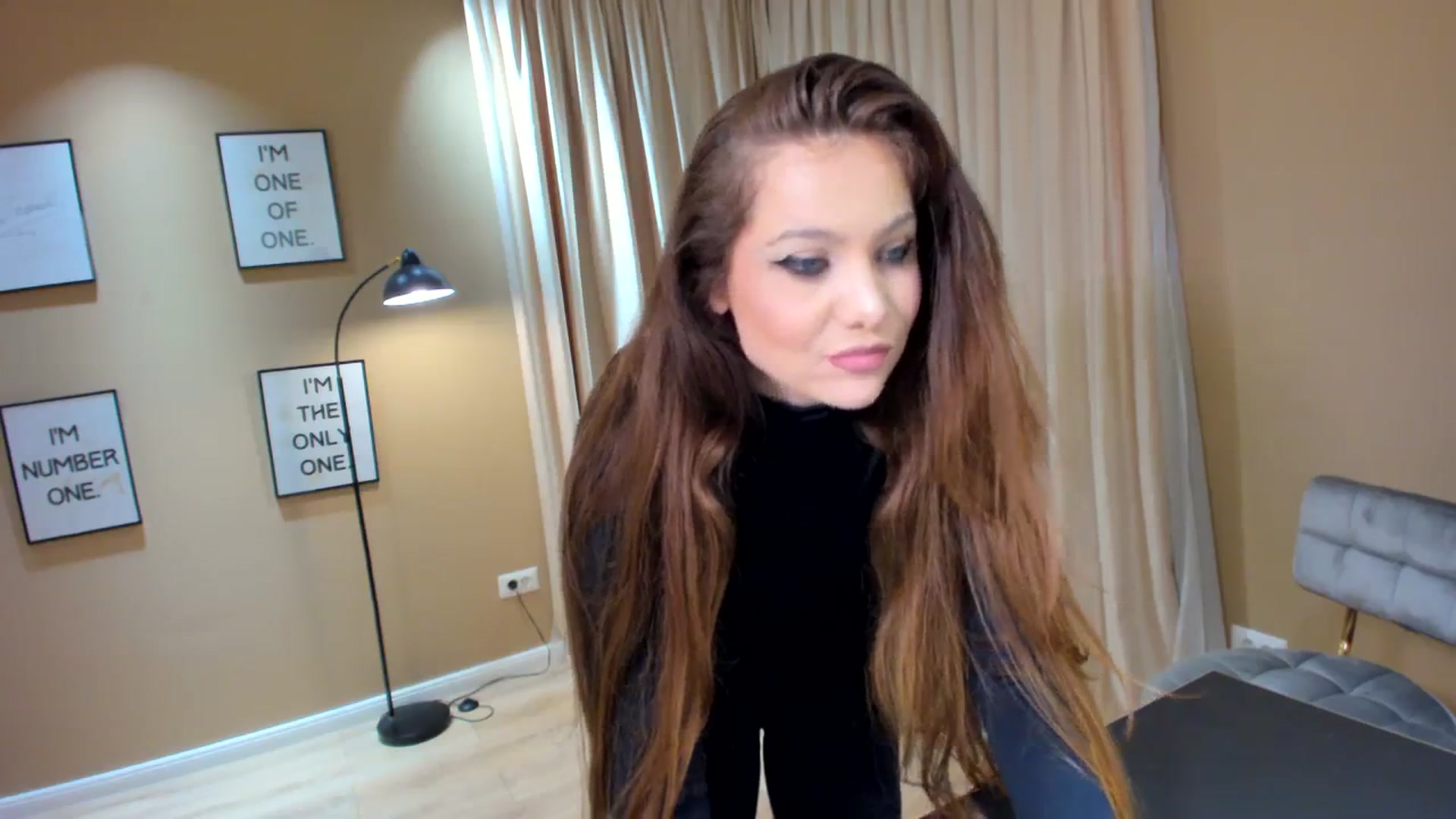 Gallery image thumbnail from SerenDYpity's myfreecams stream on, 11/20/2023, 21:58 image 12 of 20