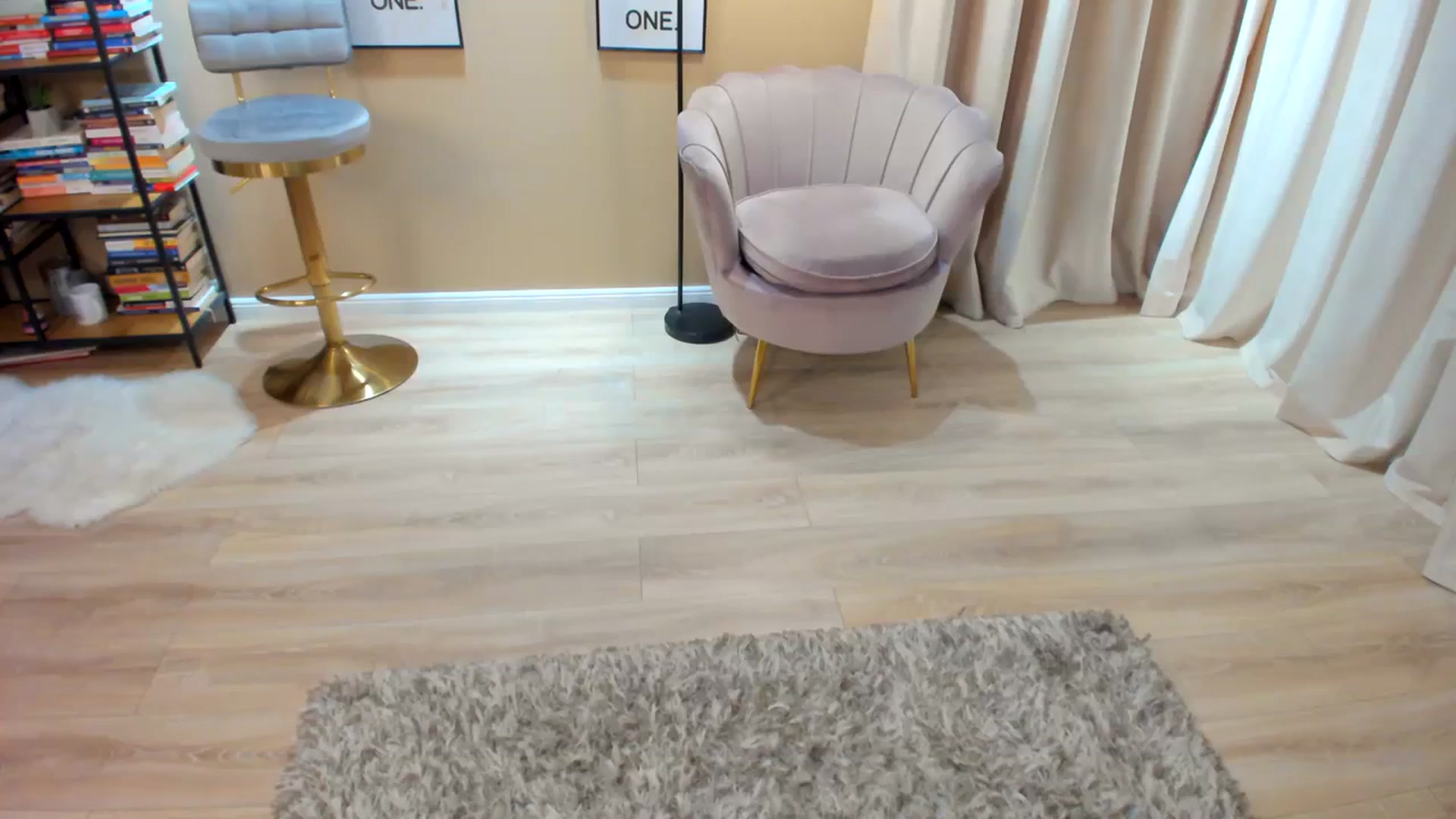 Gallery image thumbnail from SerenDYpity's myfreecams stream on, 11/21/2023, 21:53 image 12 of 20