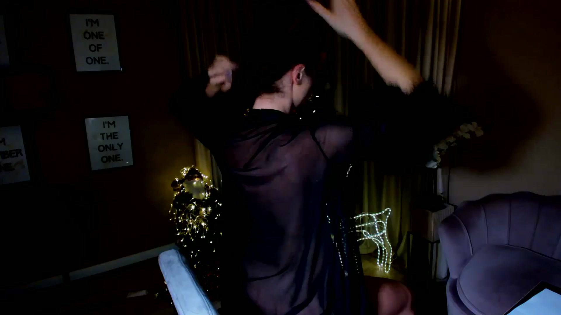 Gallery image thumbnail from SerenDYpity's myfreecams stream on, 12/10/2023, 24:50 image 9 of 20