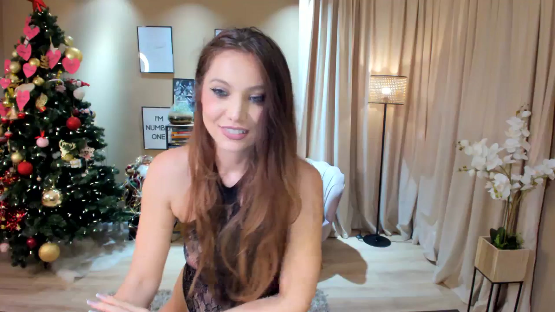 Gallery image thumbnail from SerenDYpity's myfreecams stream on, 12/11/2023, 20:53 image 18 of 20