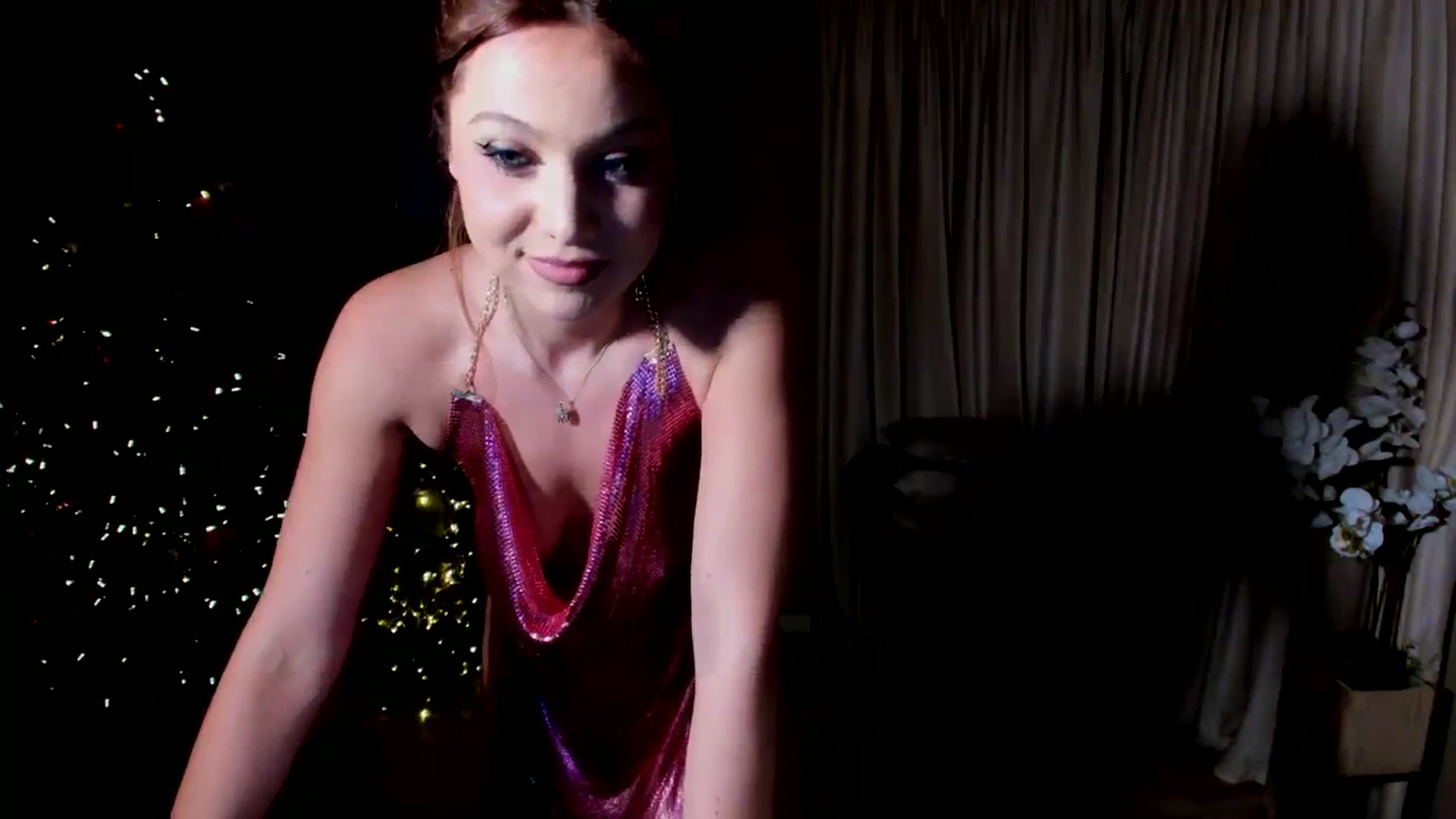 Gallery image thumbnail from SerenDYpity's myfreecams stream on, 12/22/2023, 22:46 image 17 of 20