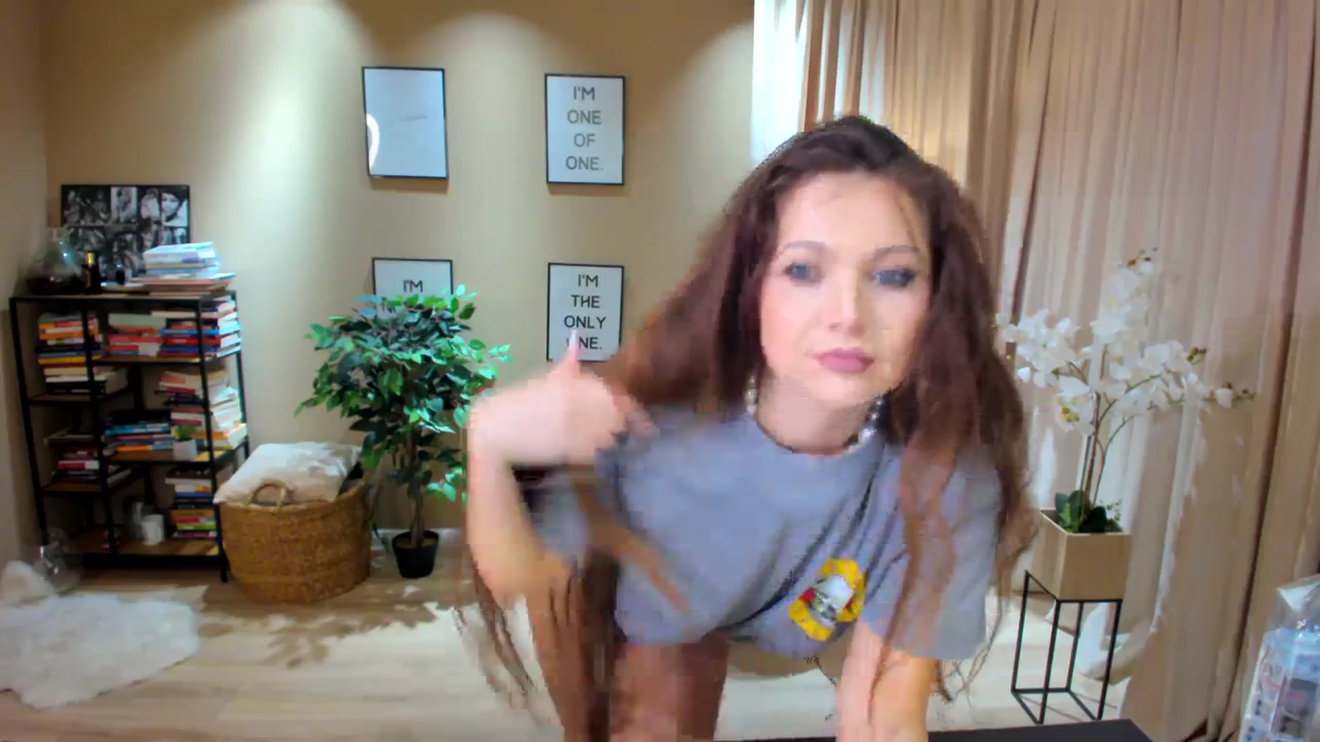 Gallery image thumbnail from SerenDYpity's myfreecams stream on, 01/07/2024, 21:39 image 16 of 20