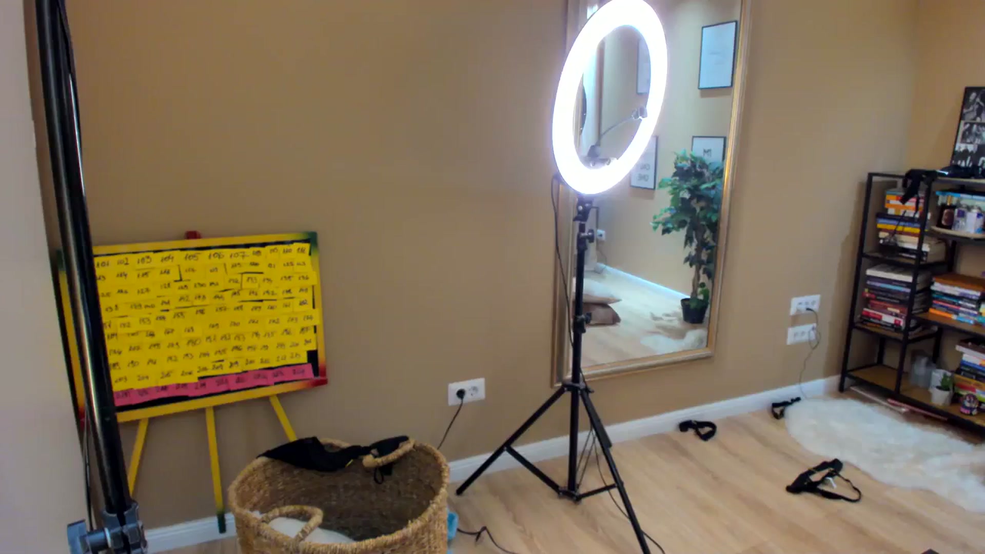 Gallery image thumbnail from SerenDYpity's myfreecams stream on, 02/07/2024, 24:00 image 1 of 20
