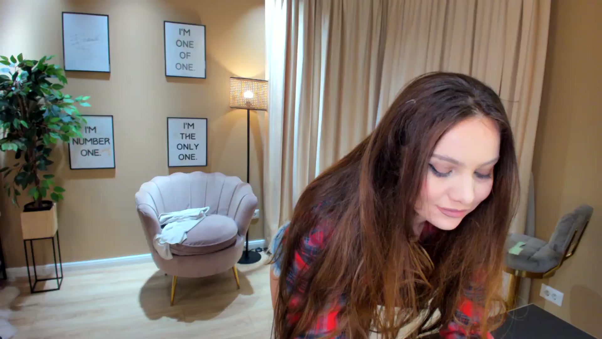 Gallery image thumbnail from SerenDYpity's myfreecams stream on, 02/20/2024, 23:22 image 1 of 20