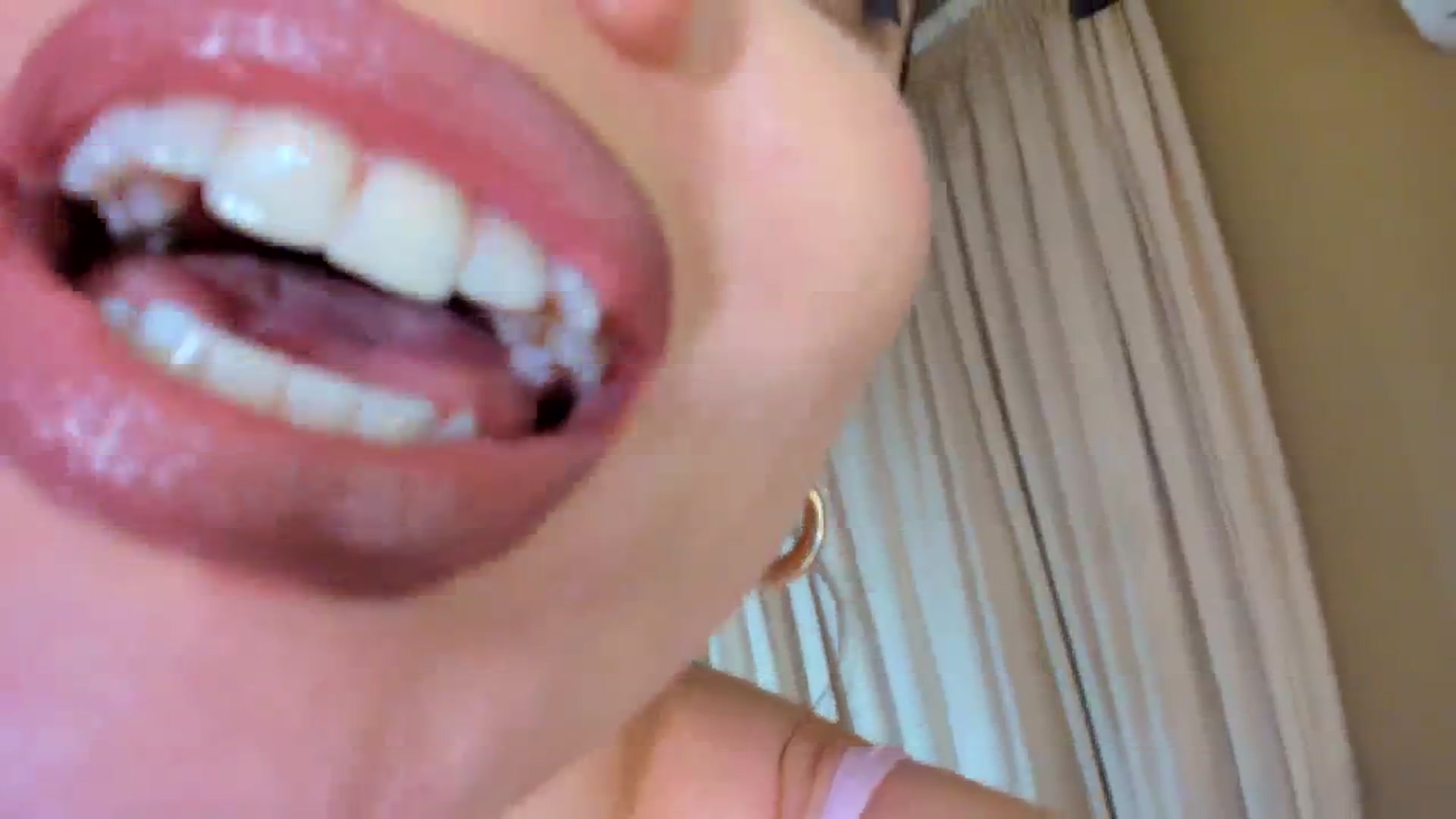 Gallery image thumbnail from SerenDYpity's myfreecams stream on, 02/21/2024, 23:13 image 3 of 20