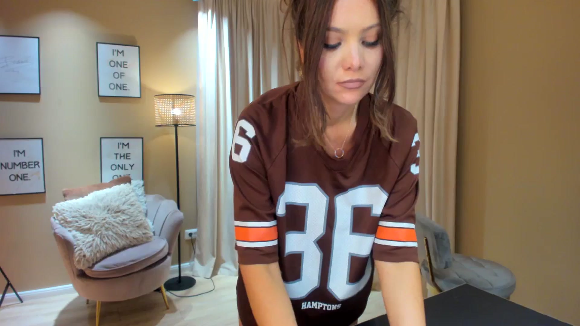 Gallery image thumbnail from SerenDYpity's myfreecams stream on, 04/07/2024, 22:22 image 7 of 20
