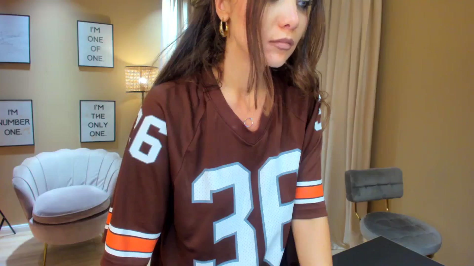 Gallery image thumbnail from SerenDYpity's myfreecams stream on, 04/07/2024, 23:41 image 15 of 20