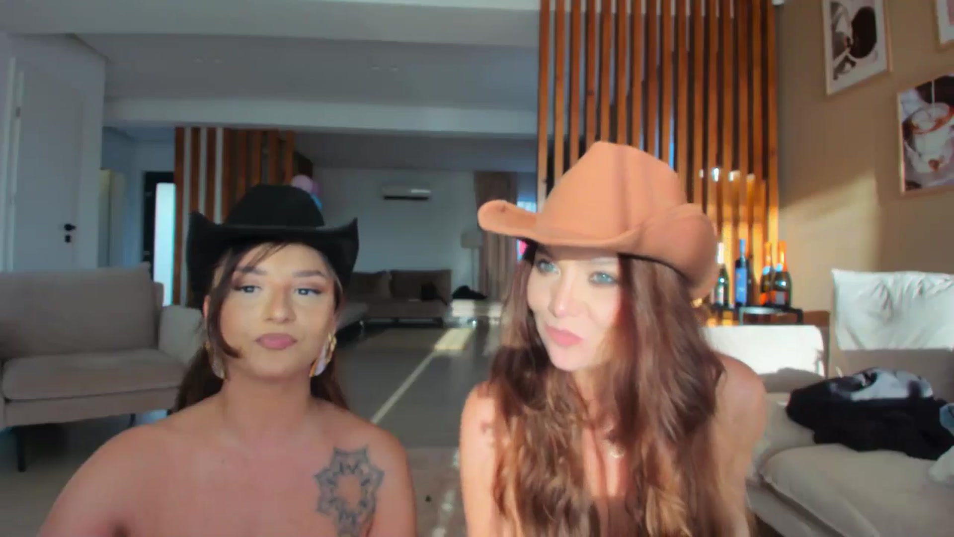 Gallery image thumbnail from SerenDYpity's myfreecams stream on, 04/28/2024, 17:30 image 13 of 20