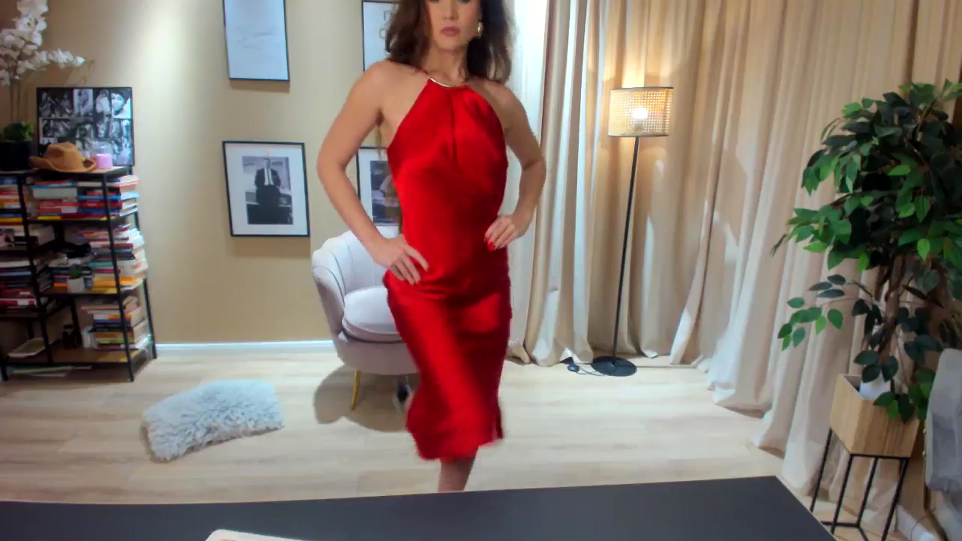 Gallery image thumbnail from SerenDYpity's myfreecams stream on, 05/22/2024, 20:49 image 10 of 20