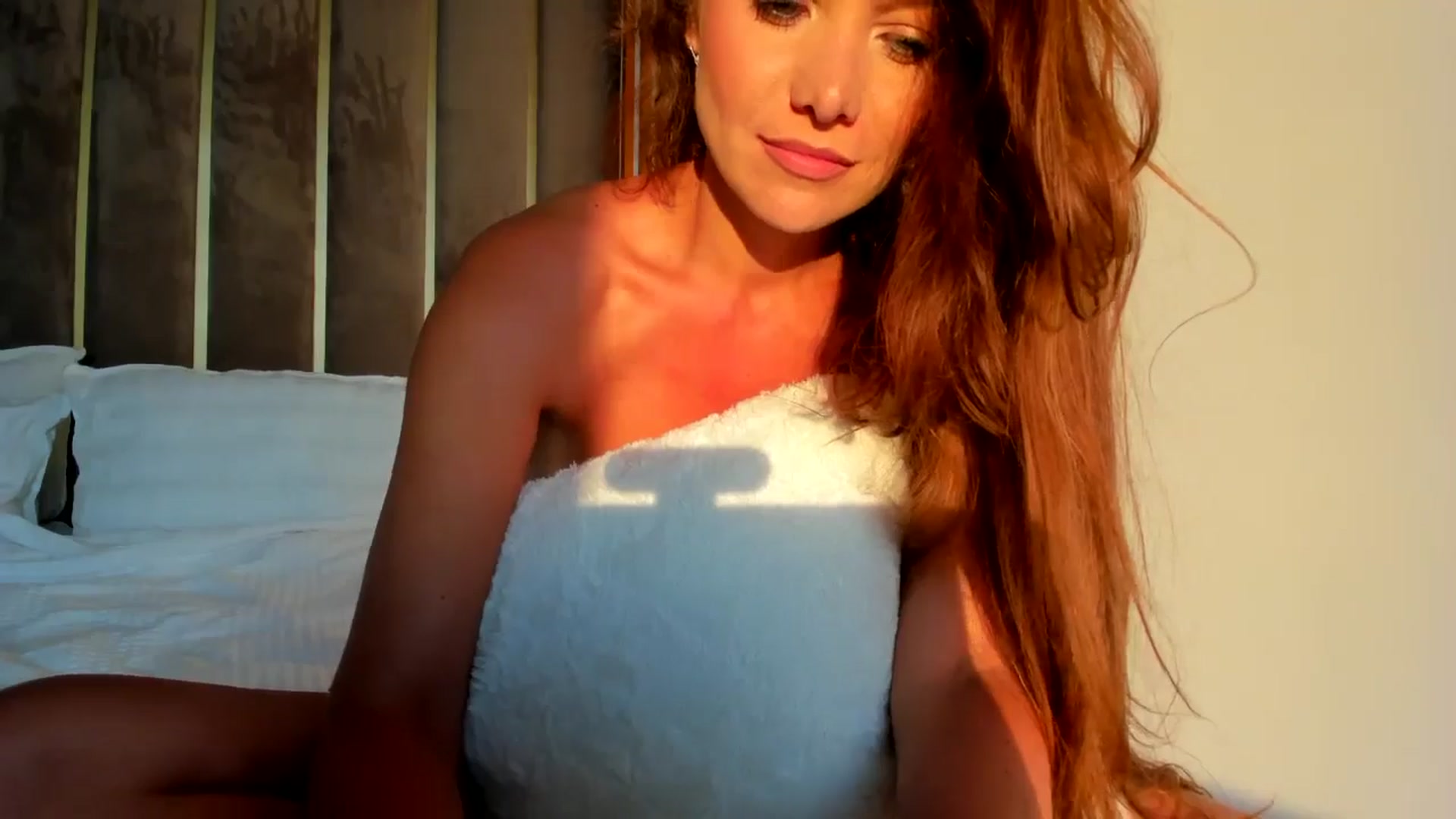 Gallery image thumbnail from SerenDYpity's myfreecams stream on, 07/14/2024, 17:58 image 8 of 20