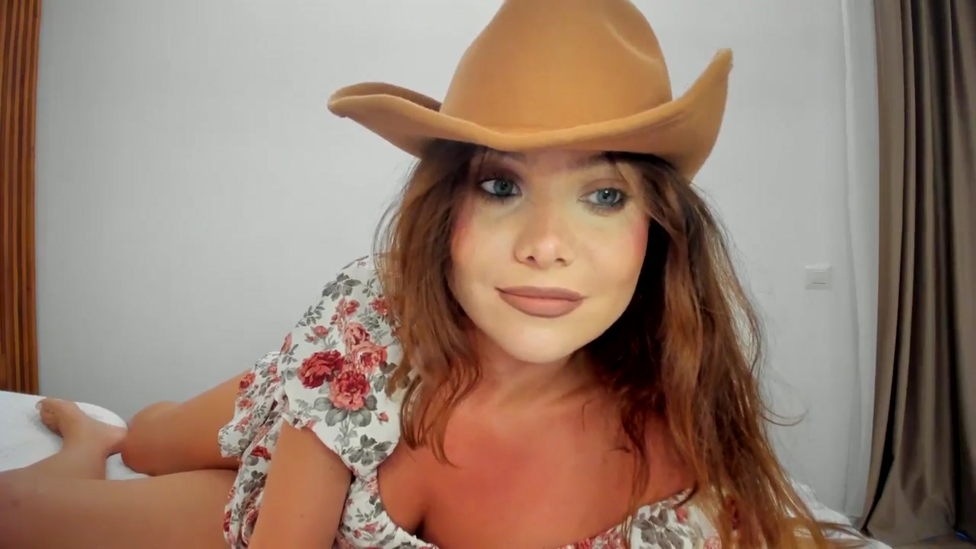 Gallery image thumbnail from SerenDYpity's myfreecams stream on, 07/17/2024, 17:56 image 17 of 20