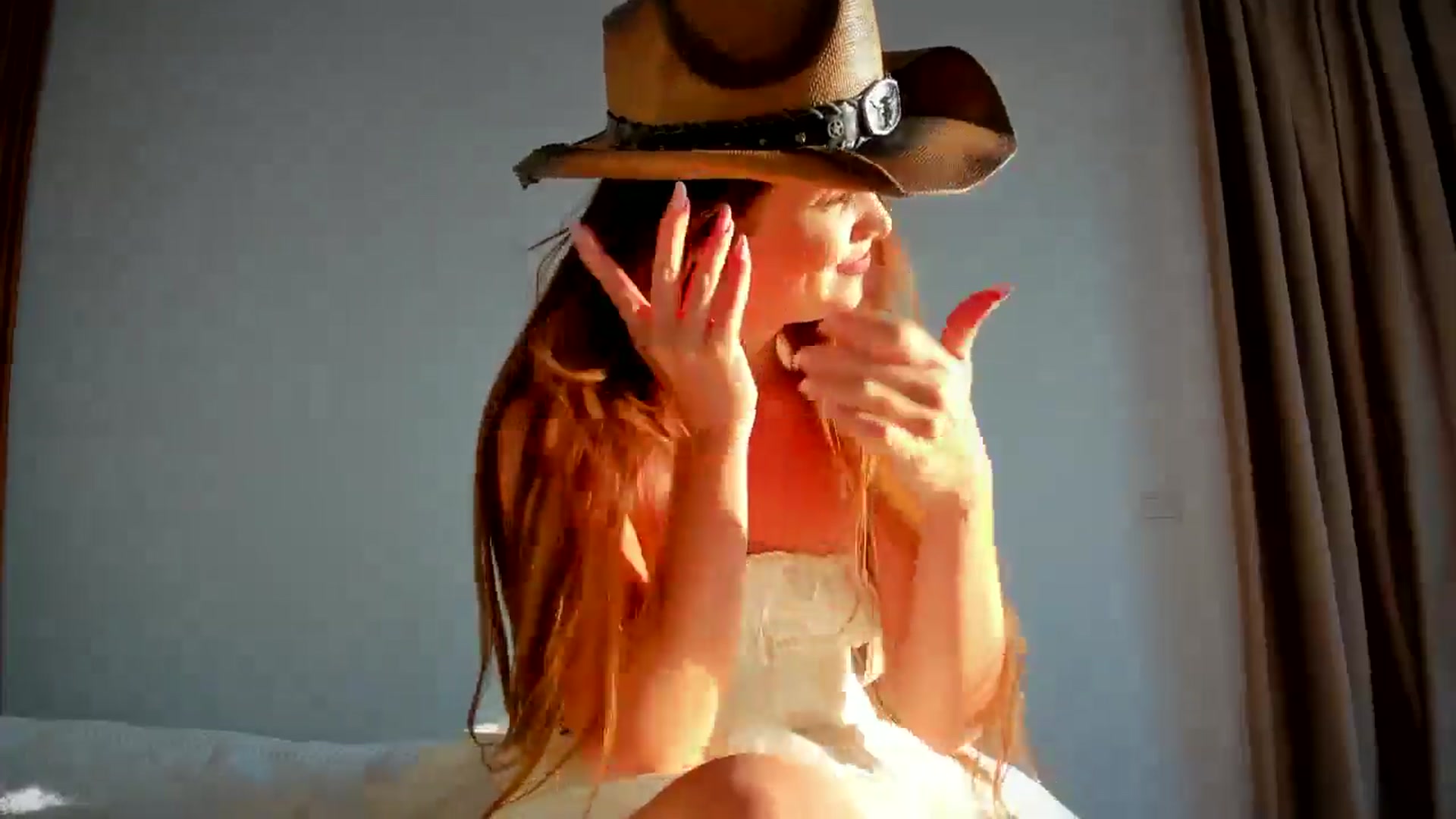 Gallery image thumbnail from SerenDYpity's myfreecams stream on, 09/01/2024, 16:12 image 17 of 20