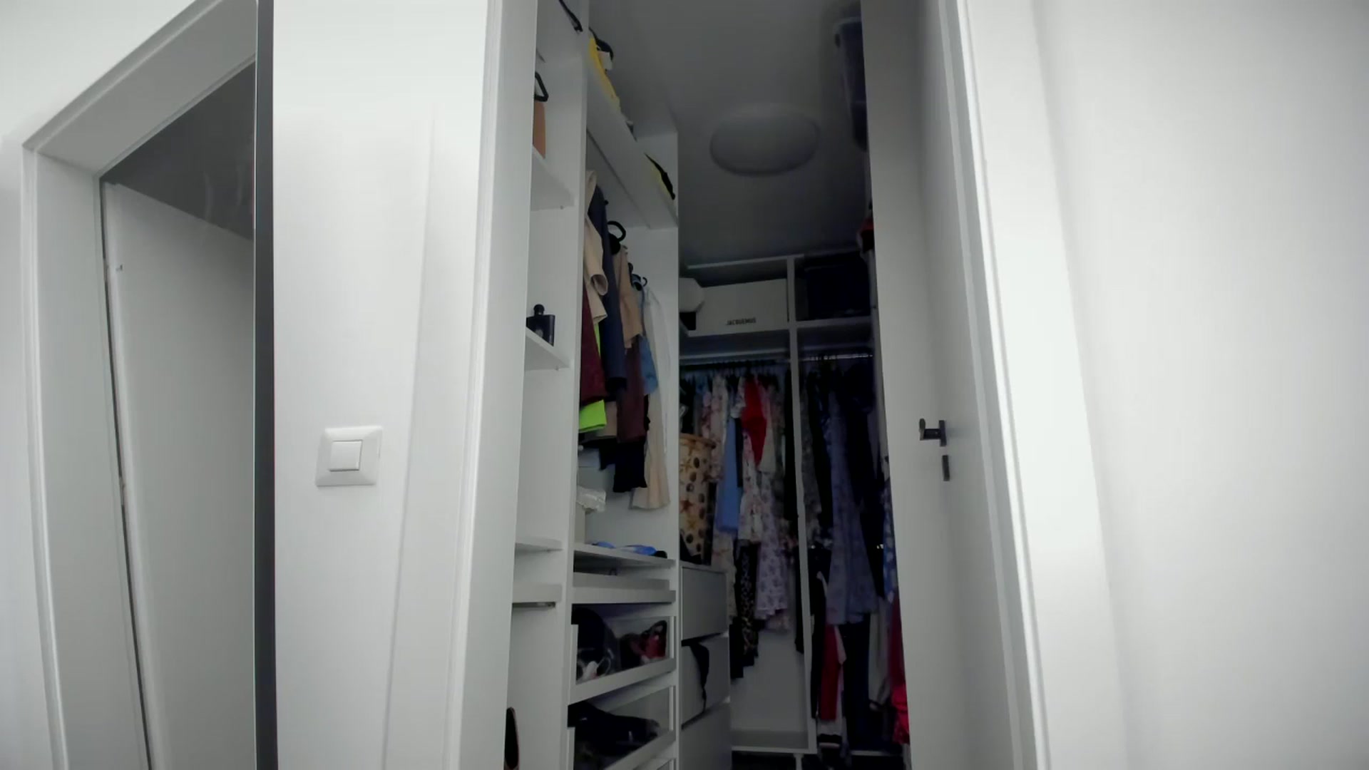 Gallery image thumbnail from SerenDYpity's myfreecams stream on, 09/02/2024, 18:31 image 11 of 20