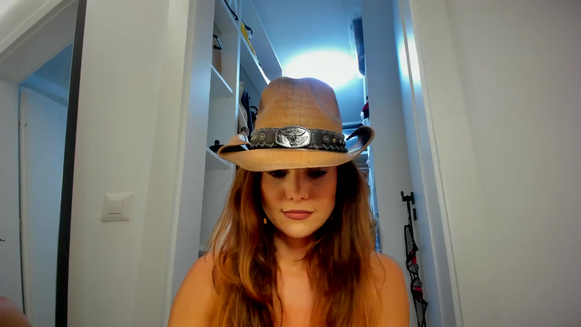 Gallery image thumbnail from SerenDYpity's myfreecams stream on, 09/02/2024, 18:31 image 18 of 20