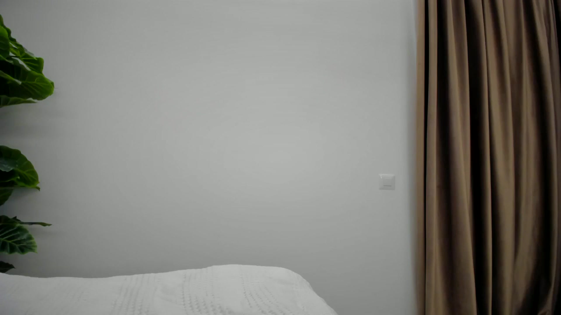 Gallery image thumbnail from SerenDYpity's myfreecams stream on, 09/13/2024, 18:21 image 9 of 20