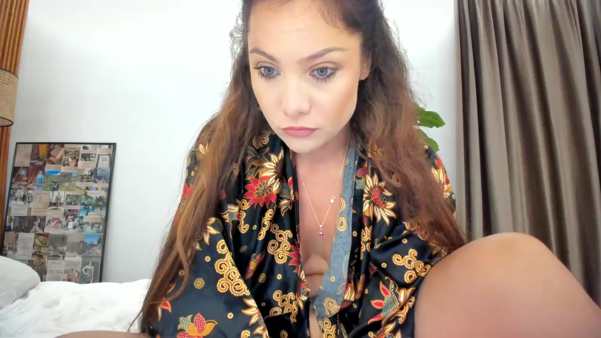 Gallery image thumbnail from SerenDYpity's myfreecams stream on, 09/17/2024, 18:08 image 7 of 20