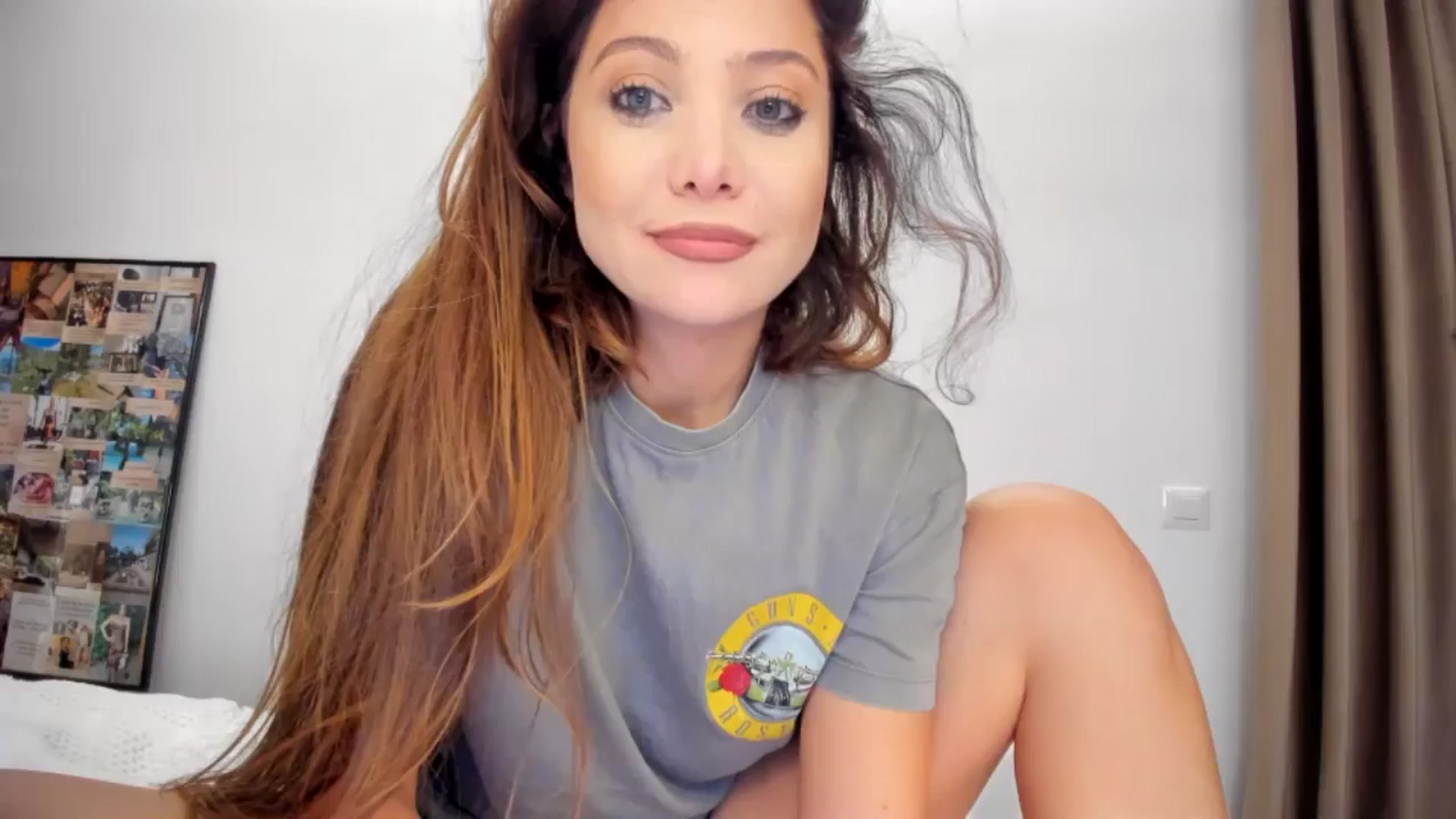 Gallery image thumbnail from SerenDYpity's myfreecams stream on, 09/19/2024, 20:58 image 12 of 20