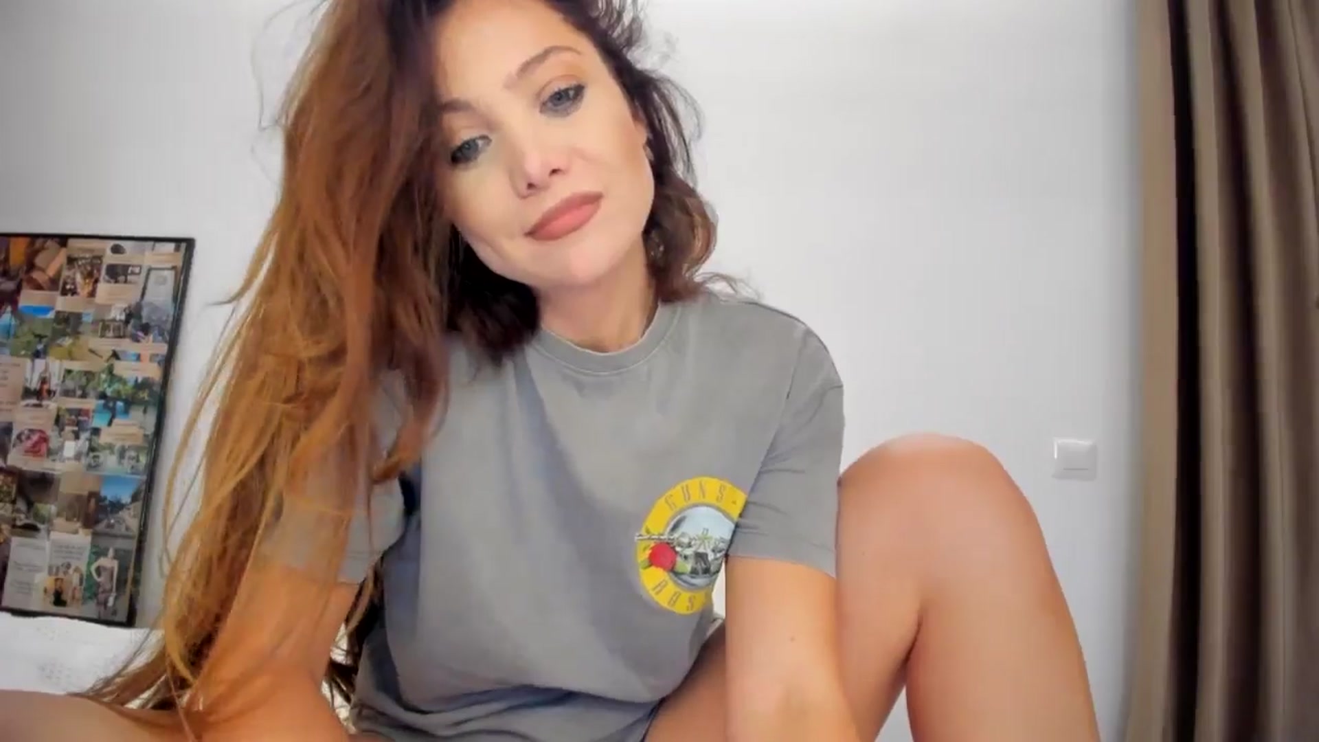 Gallery image thumbnail from SerenDYpity's myfreecams stream on, 09/19/2024, 20:58 image 11 of 20