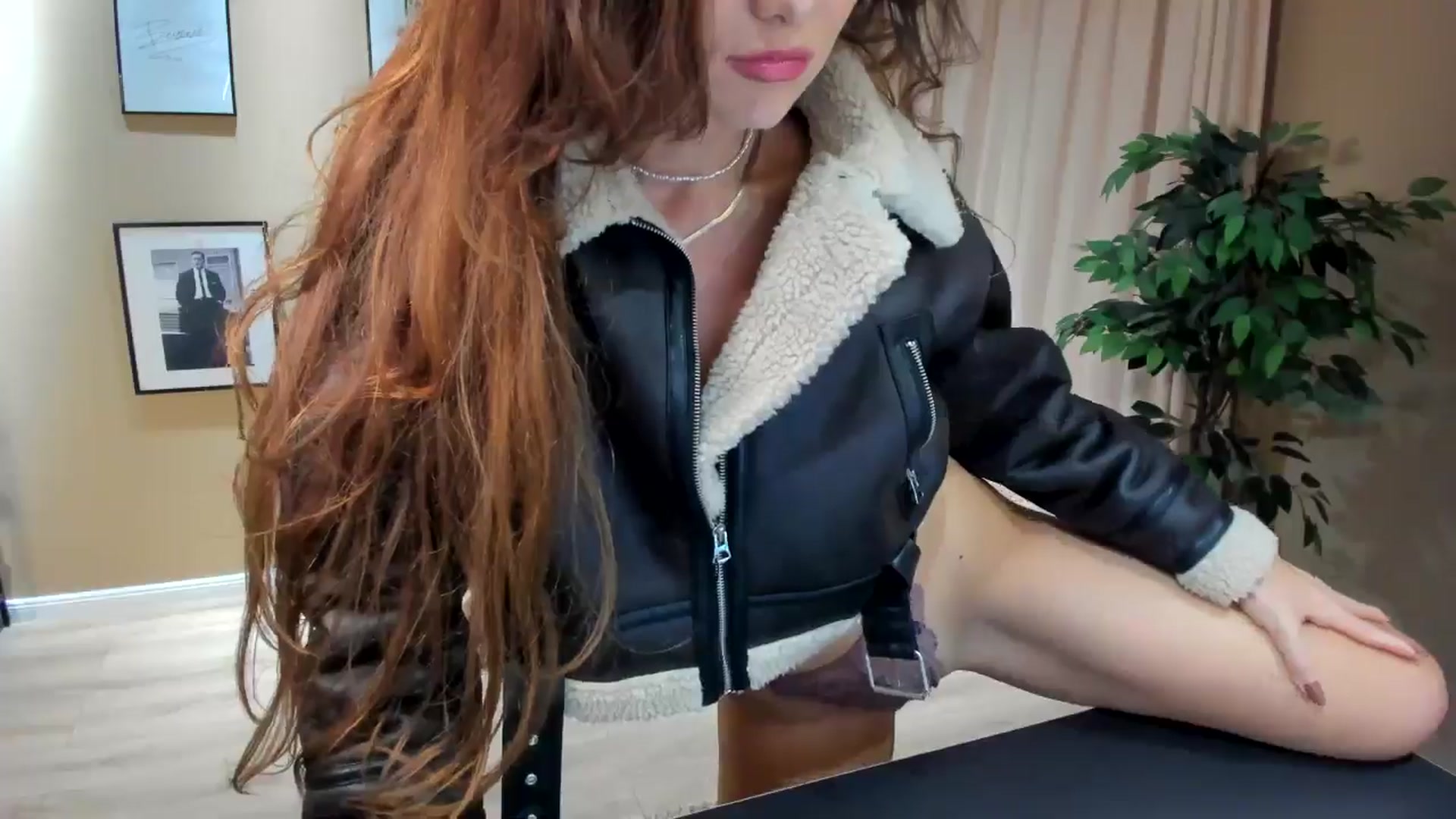 Gallery image thumbnail from SerenDYpity's myfreecams stream on, 10/04/2024, 21:45 image 2 of 20