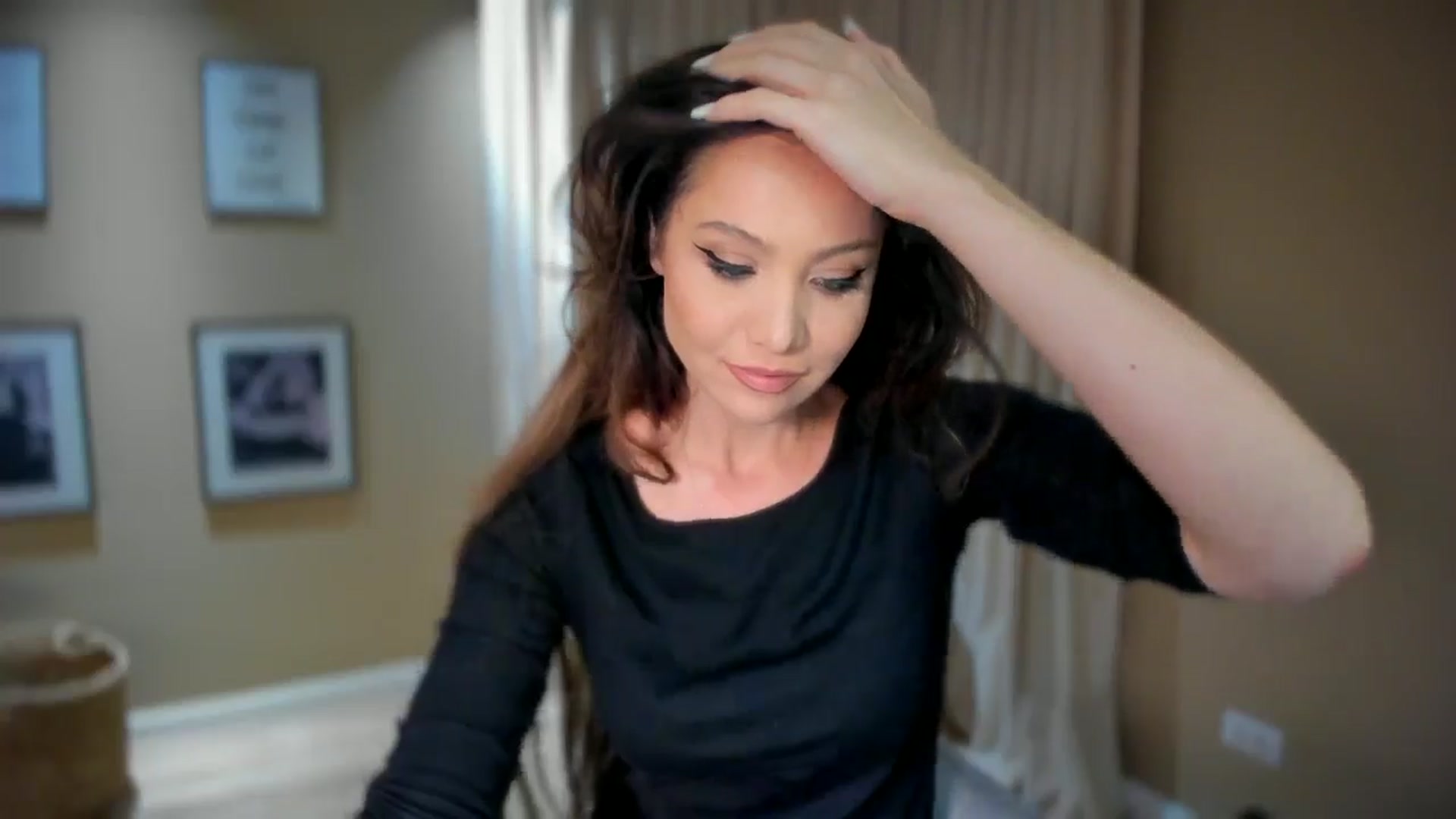 Gallery image thumbnail from SerenDYpity's myfreecams stream on, 10/22/2024, 18:13 image 5 of 20