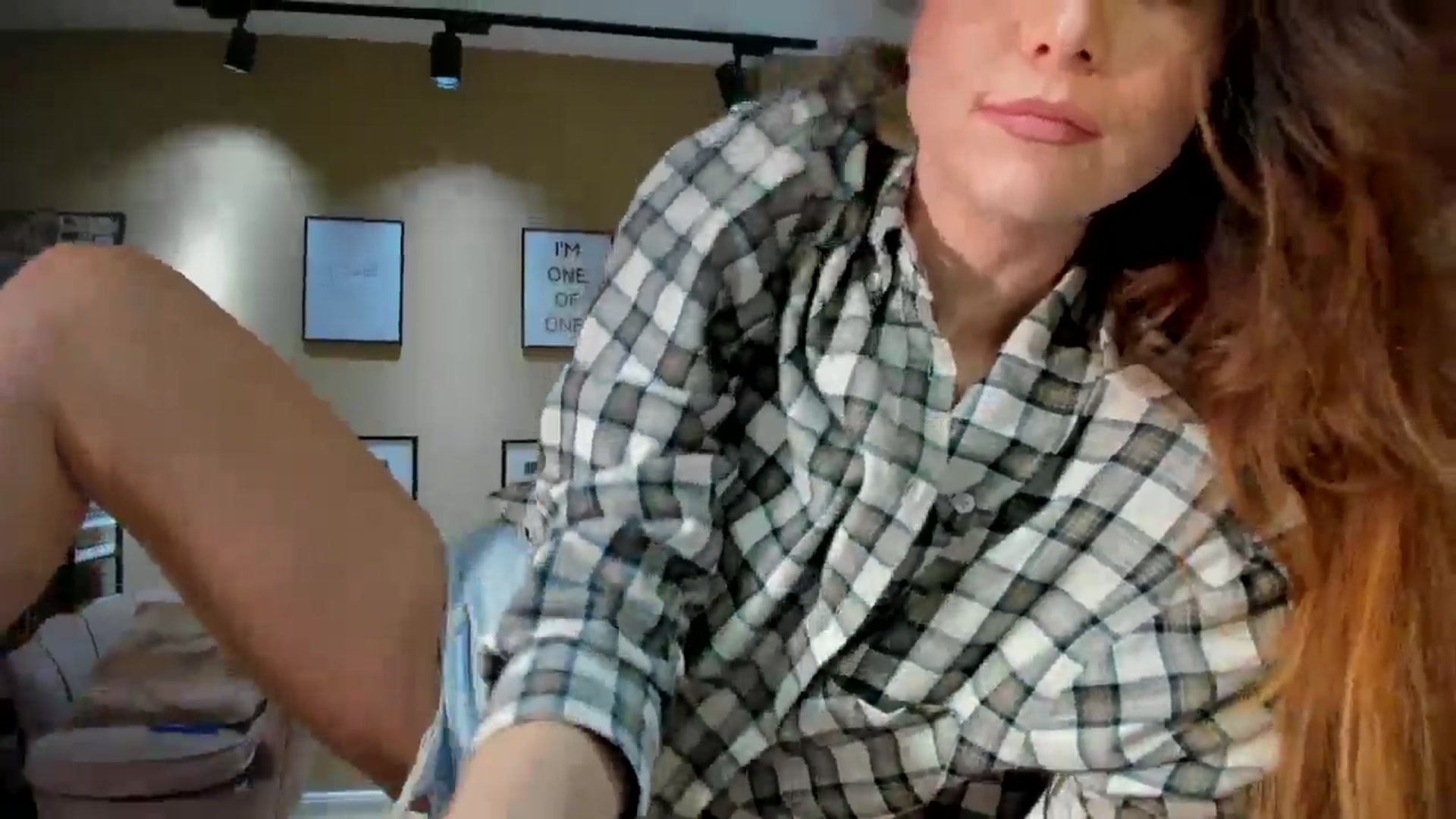 Gallery image thumbnail from SerenDYpity's myfreecams stream on, 11/04/2024, 17:35 image 8 of 20