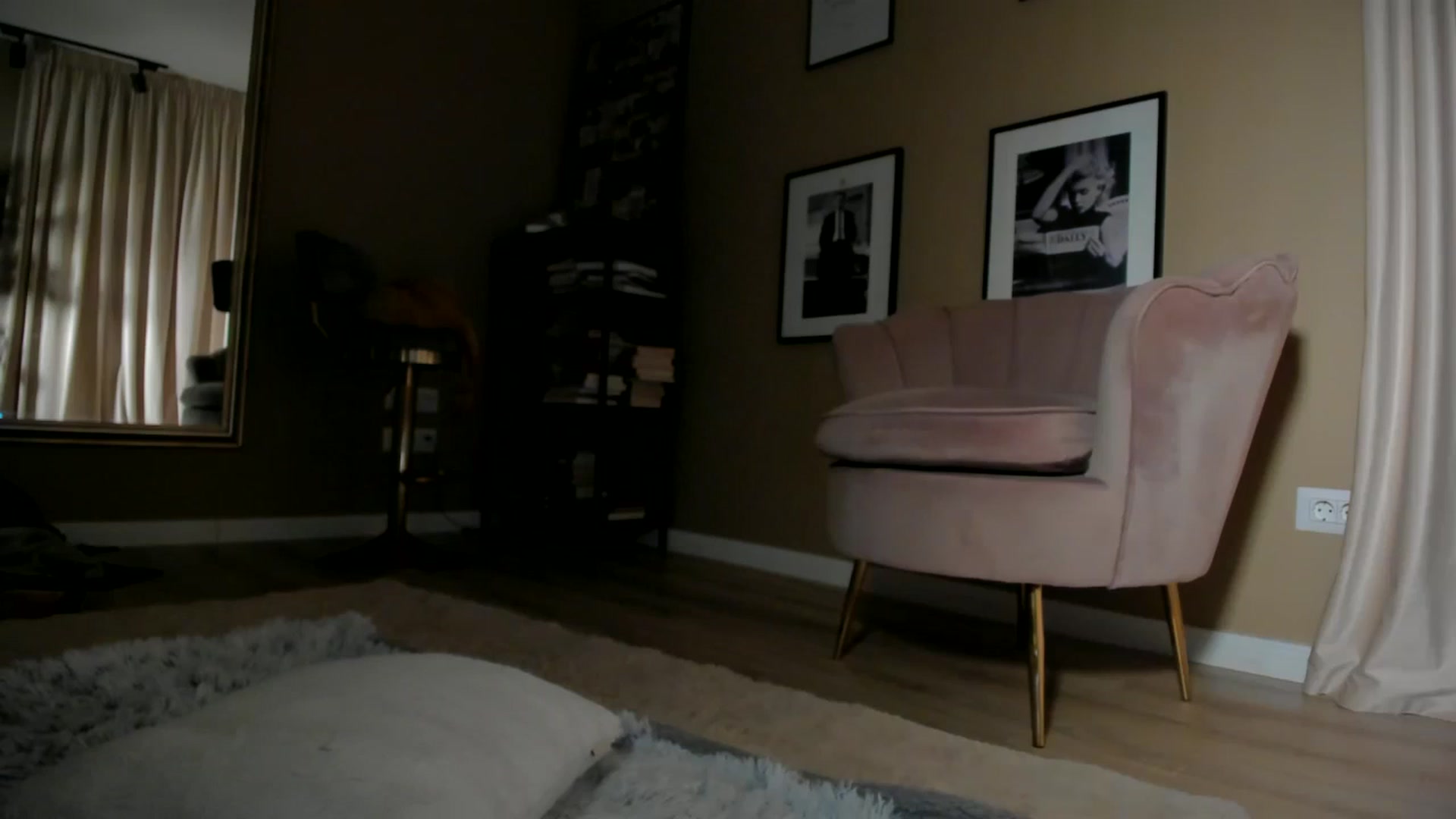 Gallery image thumbnail from SerenDYpity's myfreecams stream on, 11/09/2024, 22:33 image 1 of 20