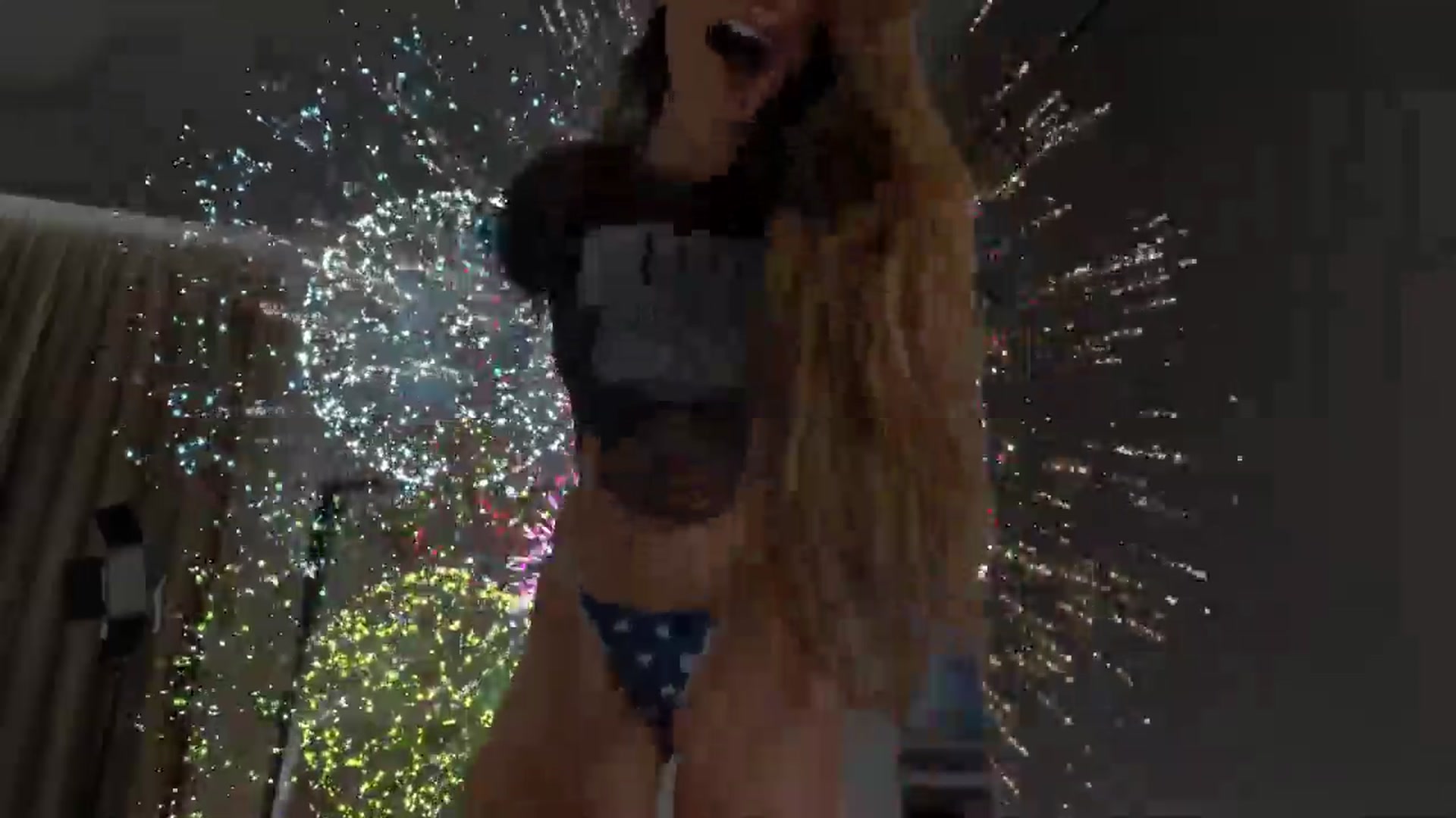 Gallery image thumbnail from SerenDYpity's myfreecams stream on, 11/21/2024, 19:38 image 18 of 20