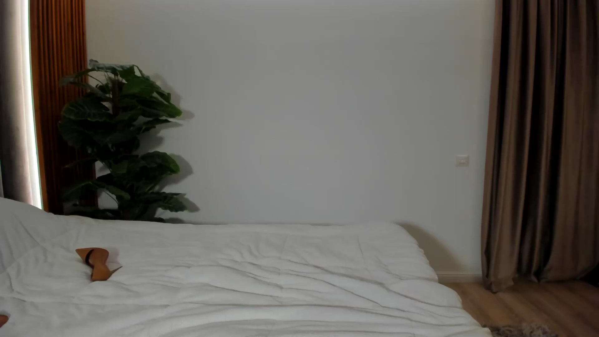 Gallery image thumbnail from SerenDYpity's myfreecams stream on, 11/21/2024, 19:38 image 5 of 20