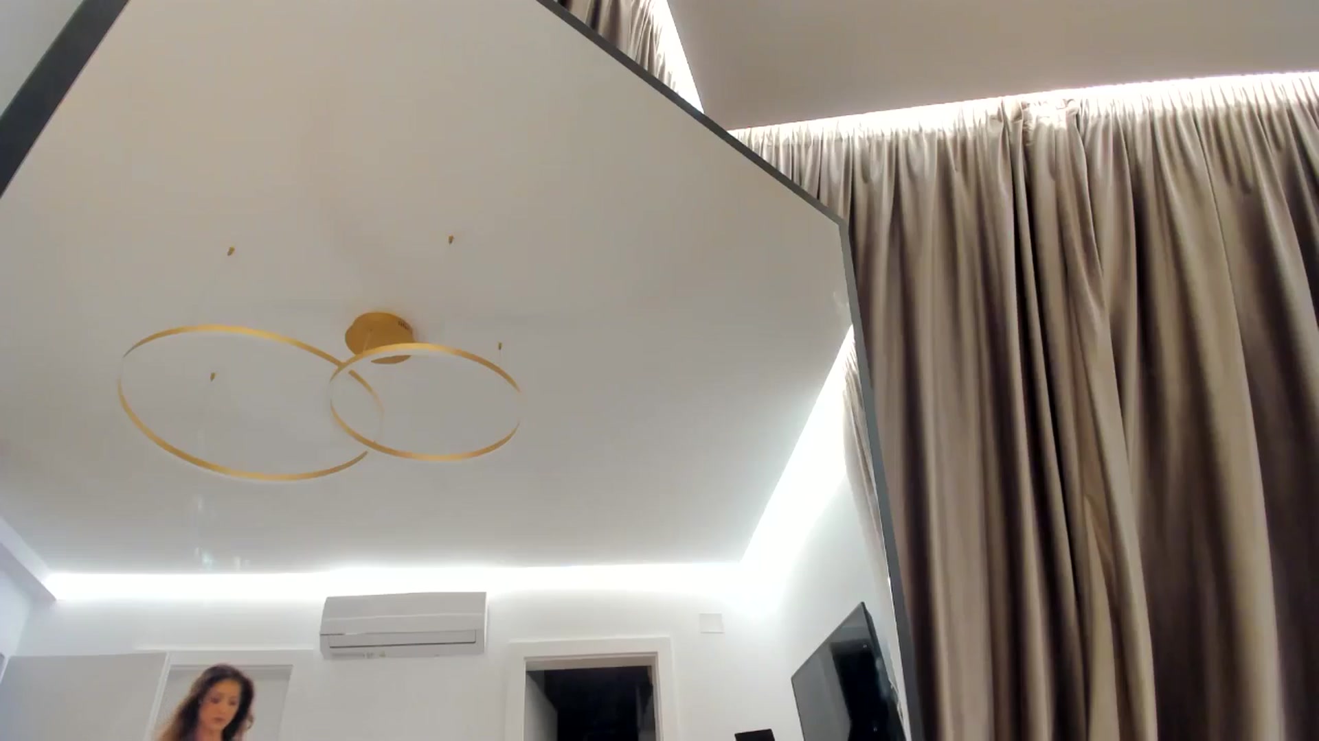 Gallery image thumbnail from SerenDYpity's myfreecams stream on, 11/22/2024, 18:34 image 2 of 20