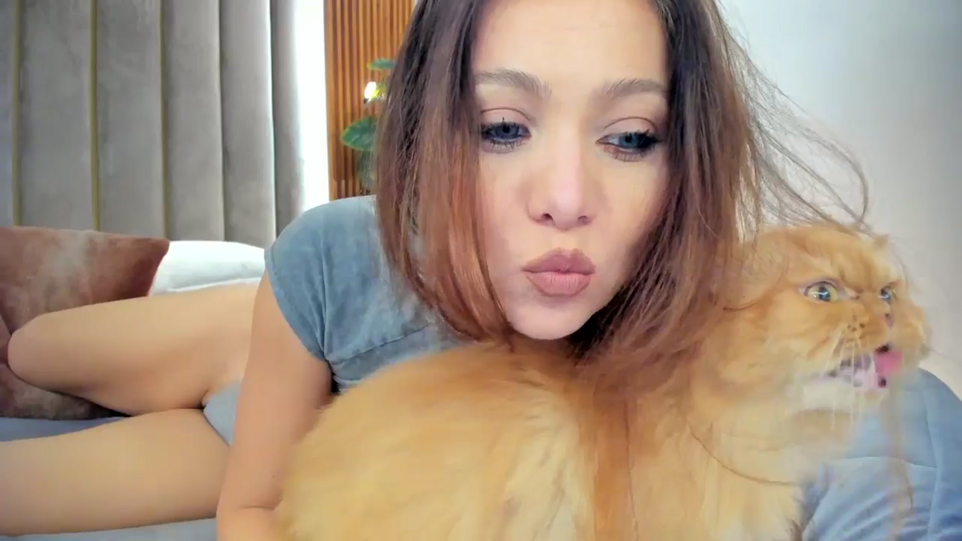 Gallery image thumbnail from SerenDYpity's myfreecams stream on, 11/23/2024, 18:18 image 2 of 20