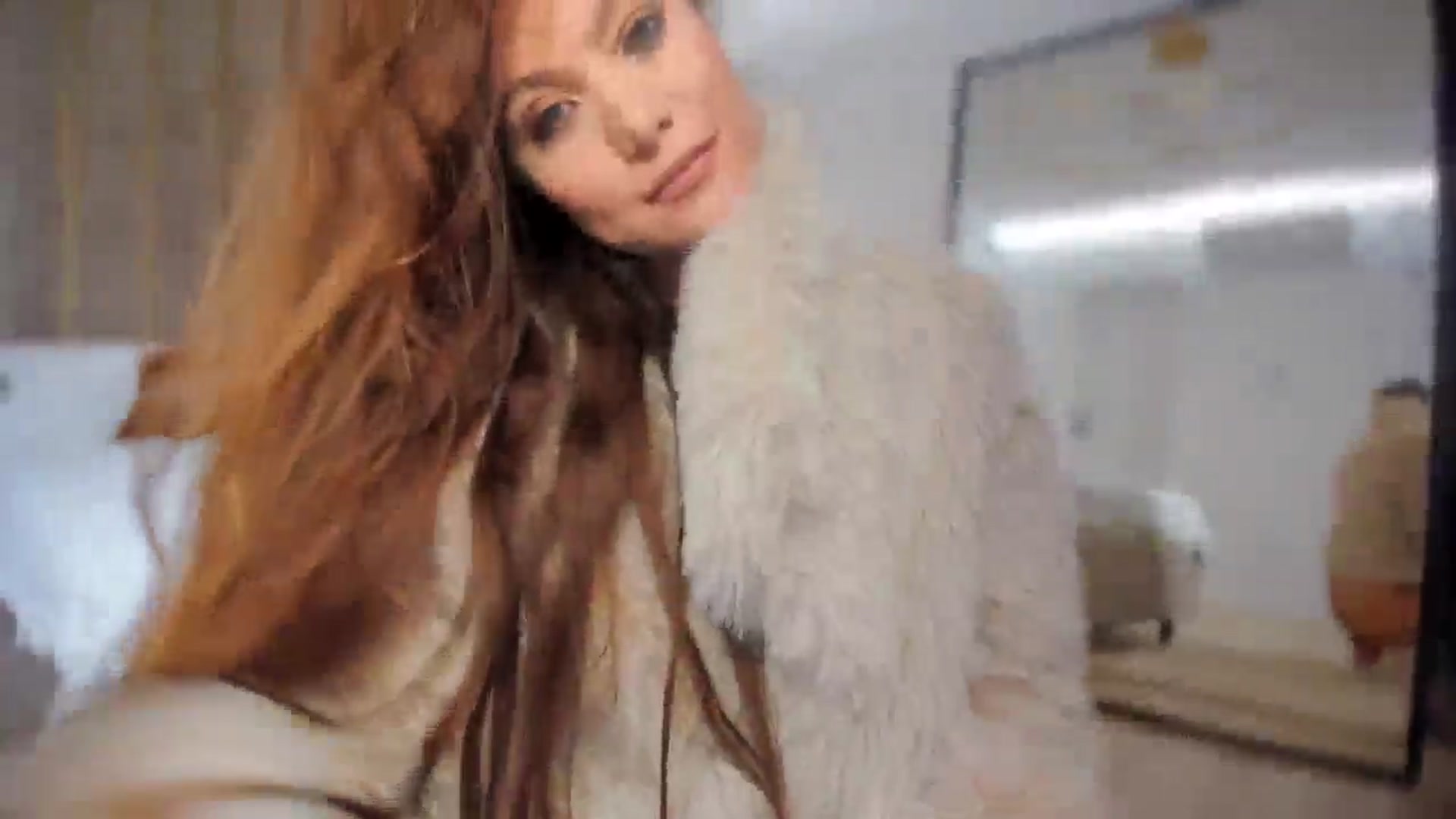 Gallery image thumbnail from SerenDYpity's myfreecams stream on, 11/30/2024, 17:35 image 10 of 20
