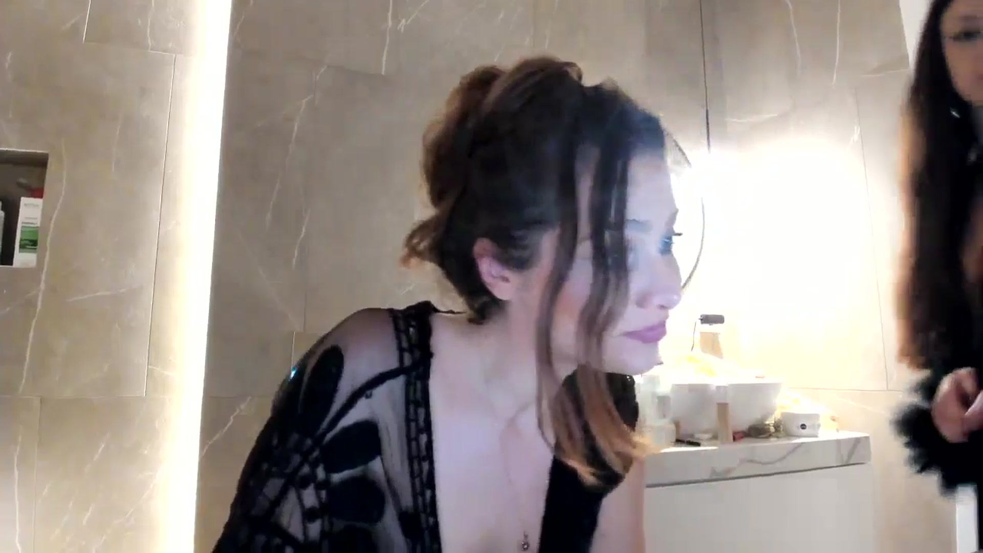 Gallery image thumbnail from SerenDYpity's myfreecams stream on, 12/15/2024, 19:29 image 20 of 20