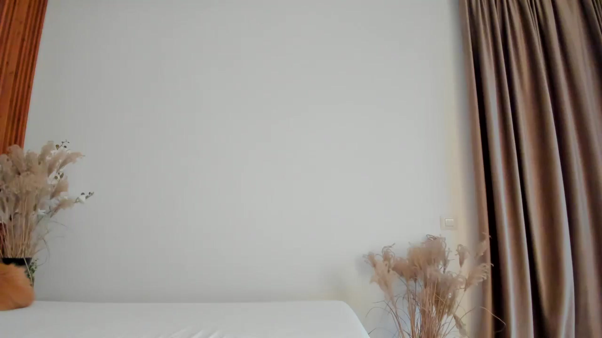 Gallery image thumbnail from SerenDYpity's myfreecams stream on, 02/02/2025, 15:22 image 12 of 20