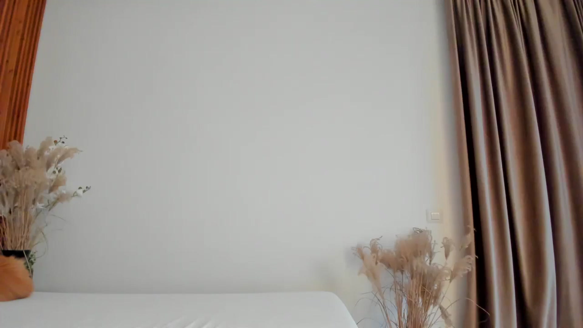 Gallery image thumbnail from SerenDYpity's myfreecams stream on, 02/02/2025, 15:22 image 10 of 20
